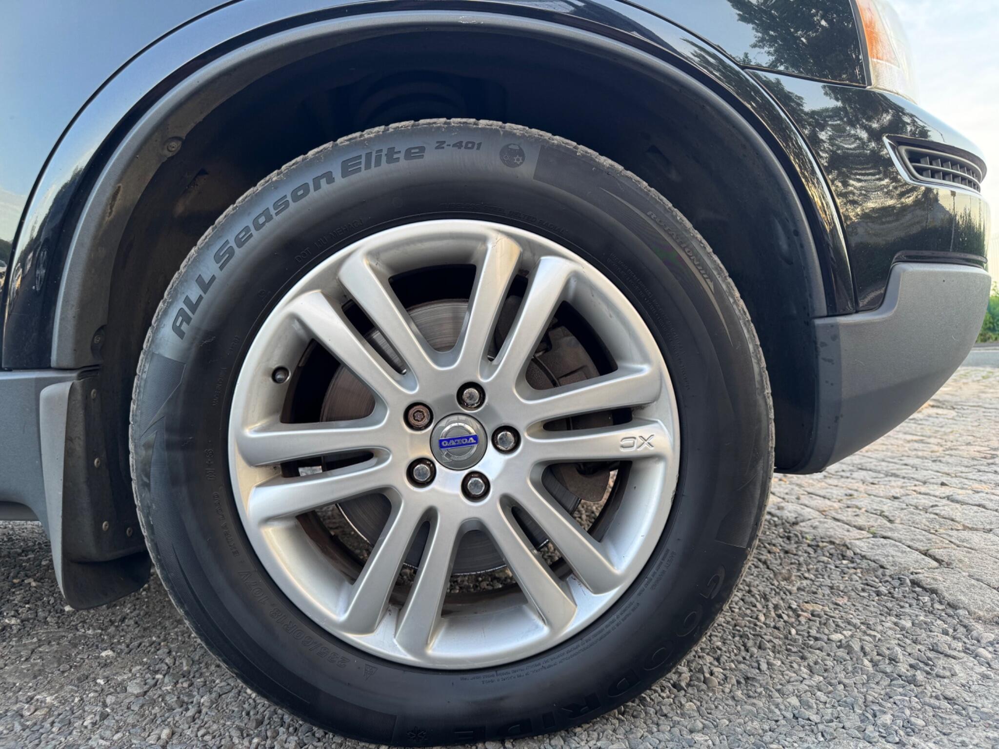 Volvo XC90 - Image 25