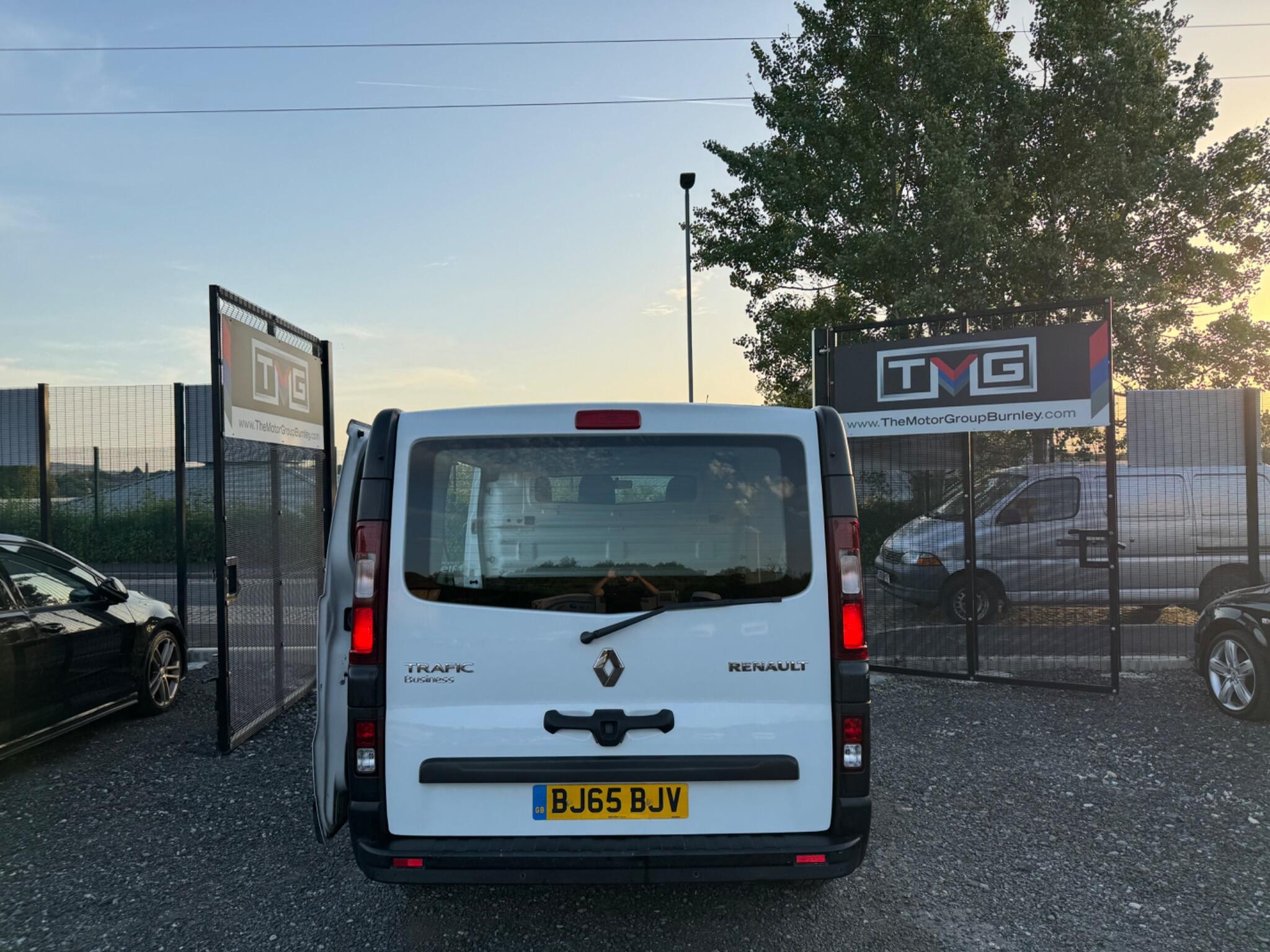 Renault Trafic - Image 3