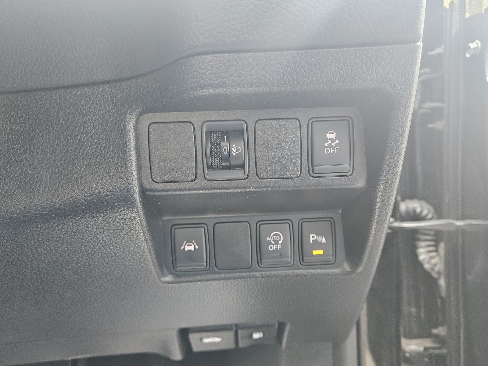 Nissan Qashqai - Image 29