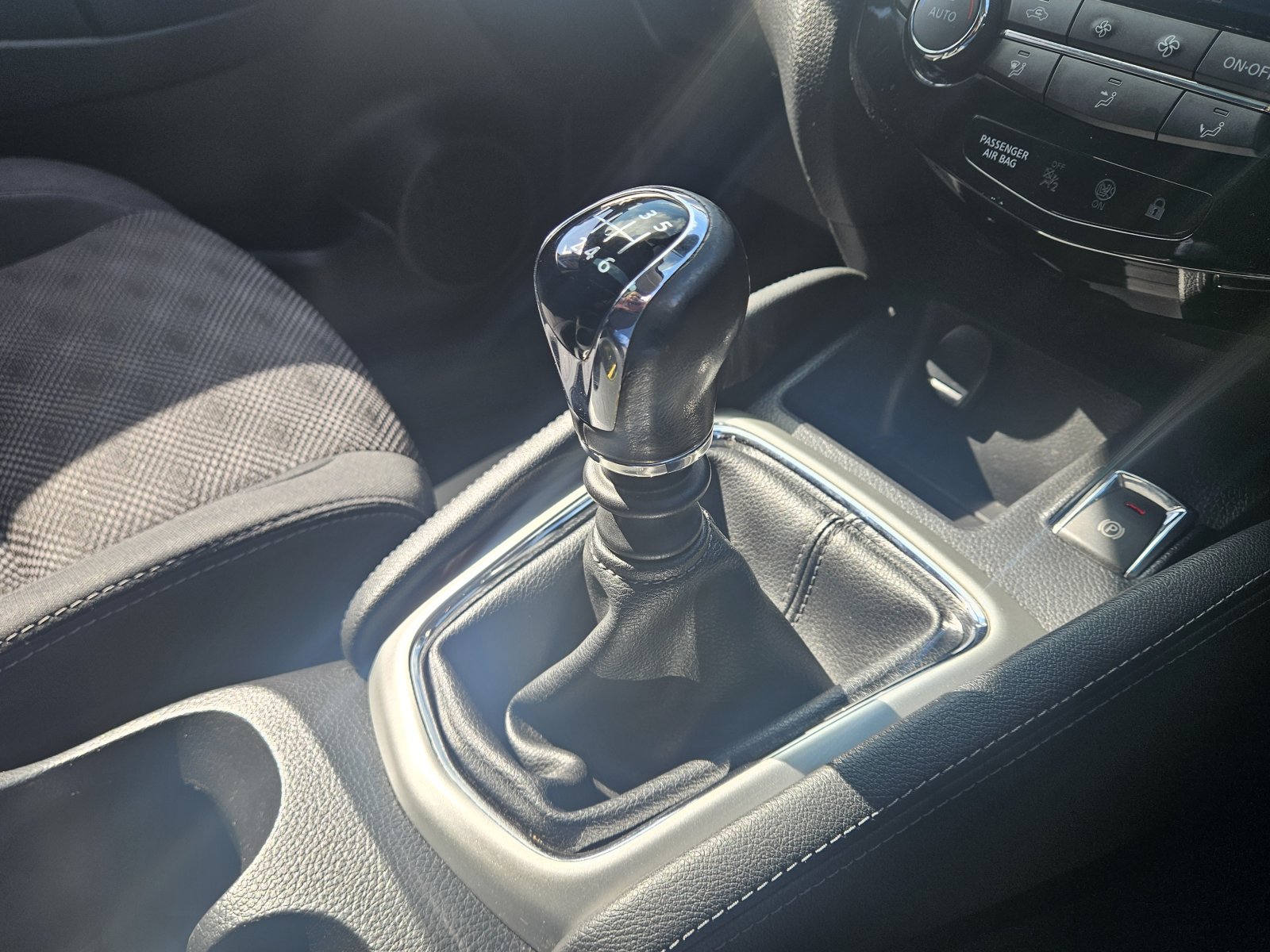 Nissan Qashqai - Image 37