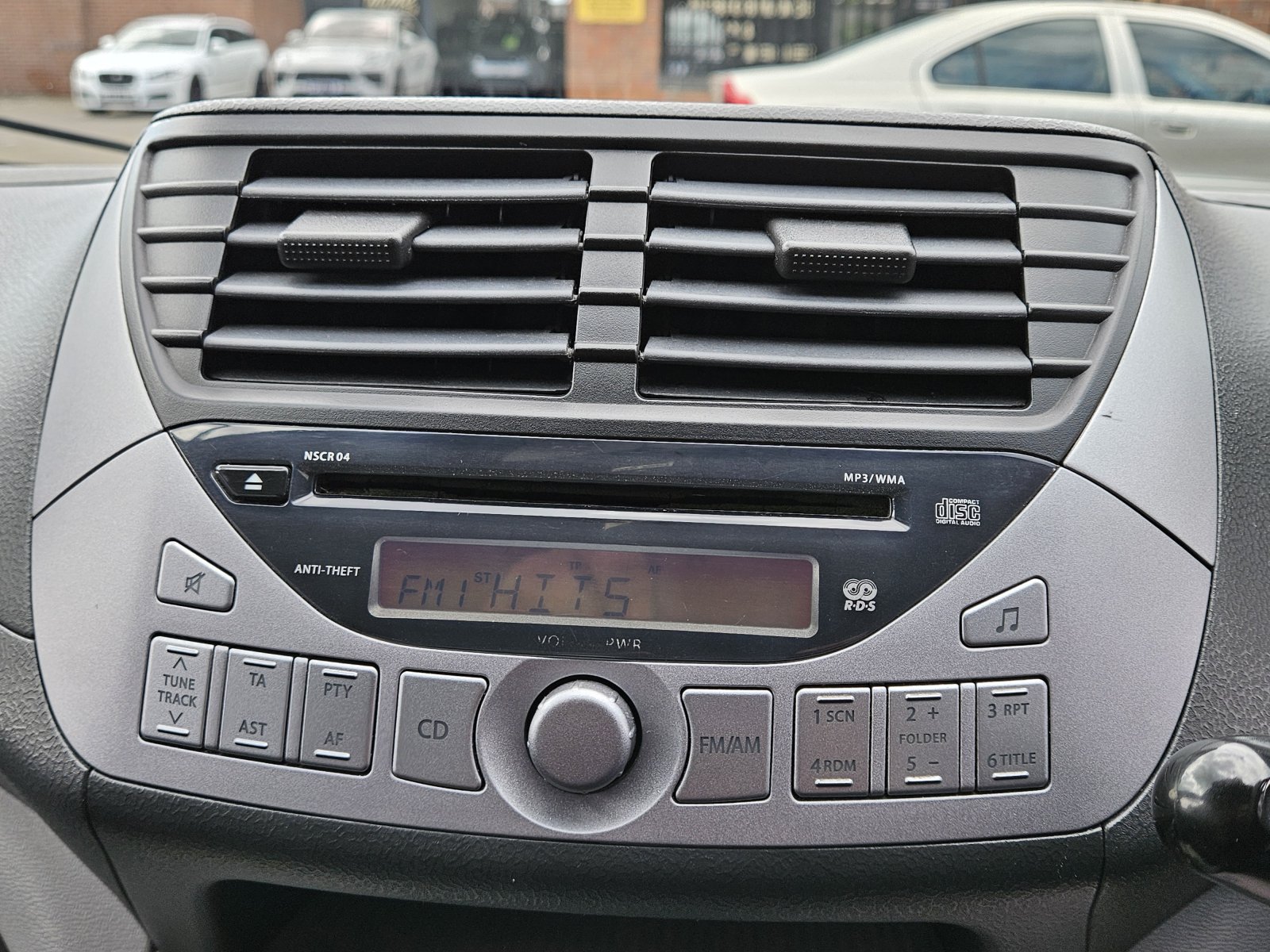 Suzuki Alto - Image 24