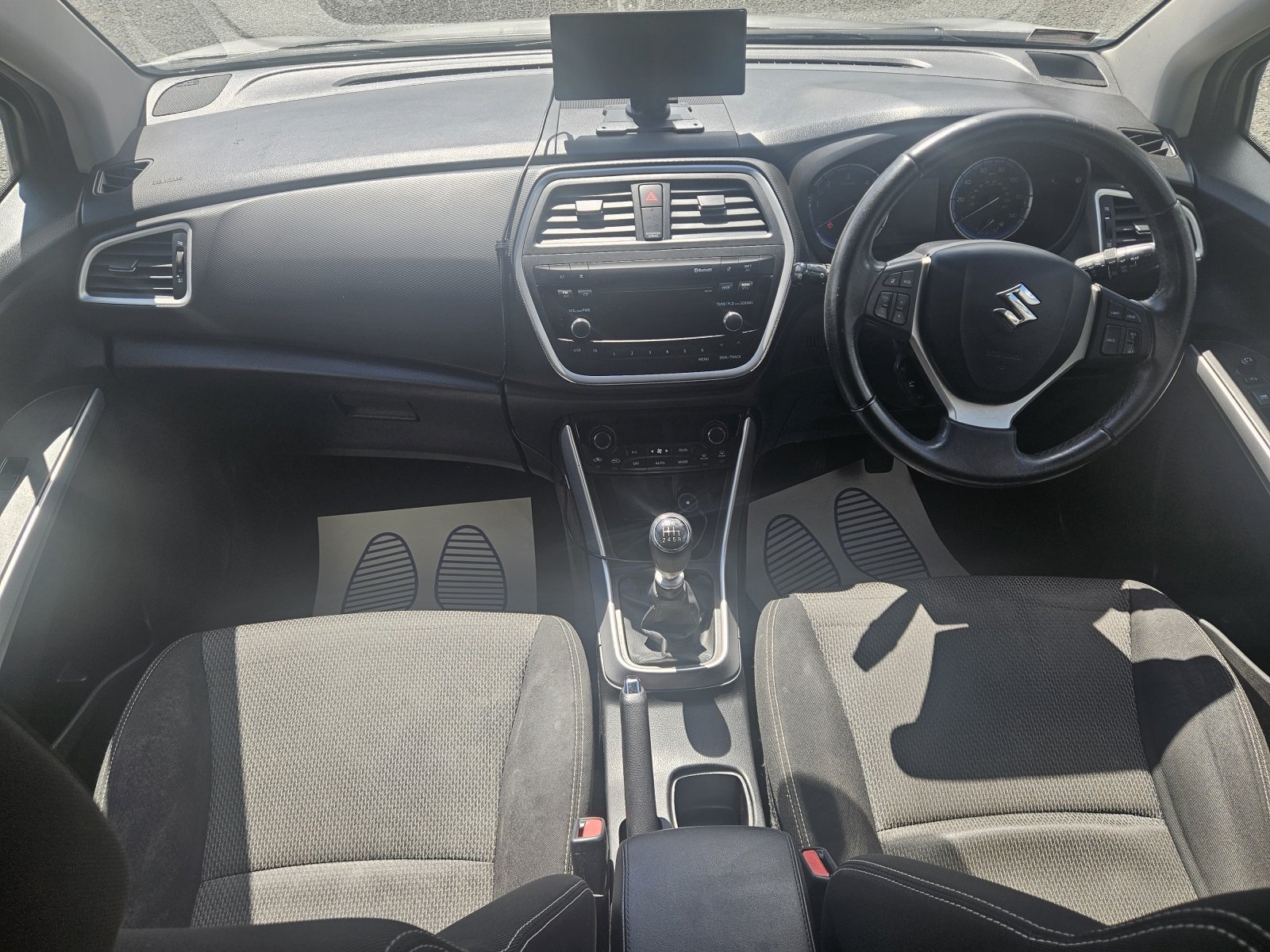 Suzuki SX4 S-Cross - Image 12