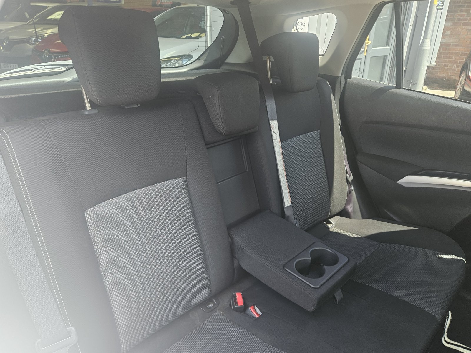 Suzuki SX4 S-Cross - Image 20