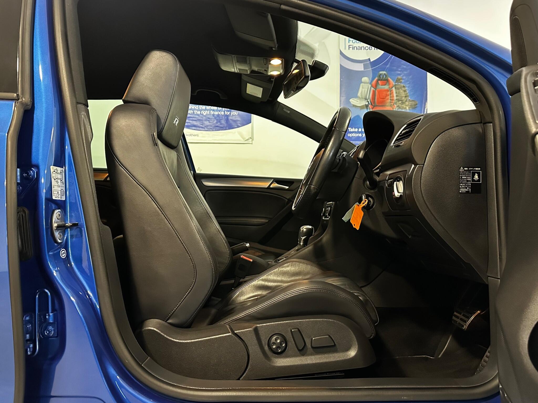 Volkswagen Golf - Image 3