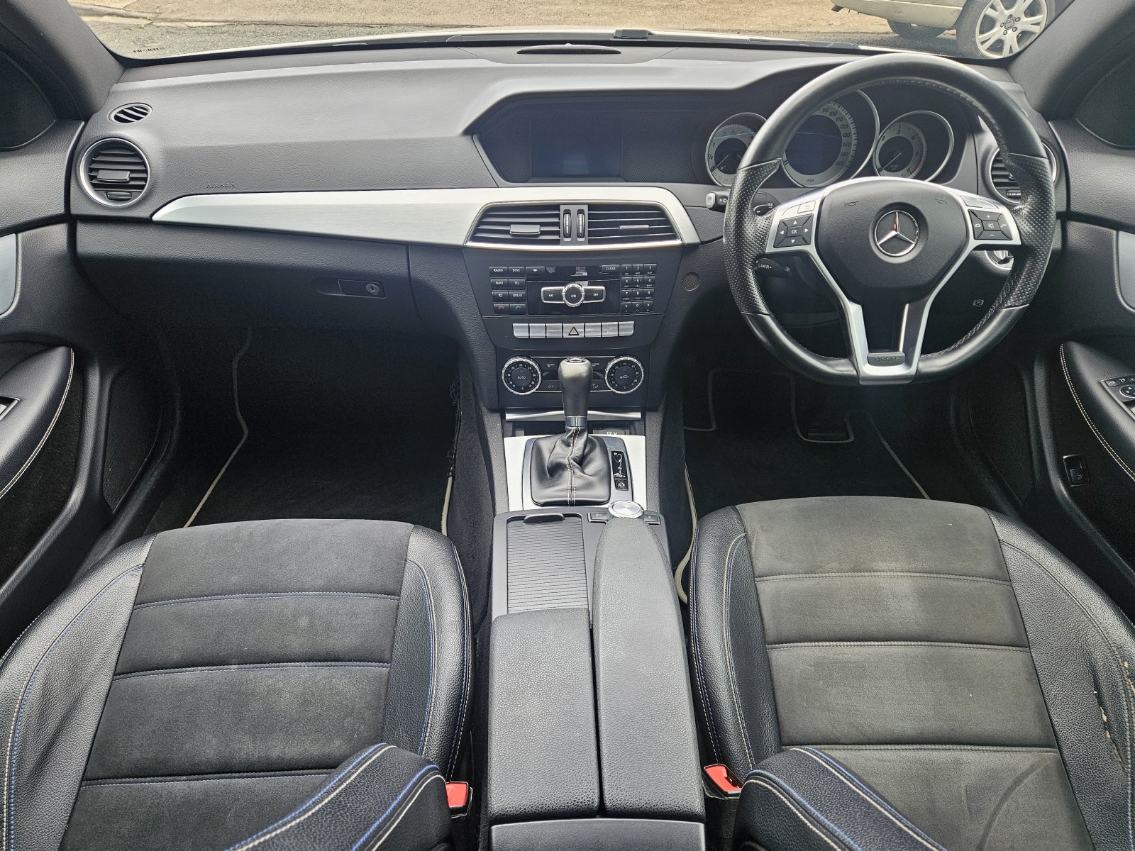 Mercedes C Class - Image 9