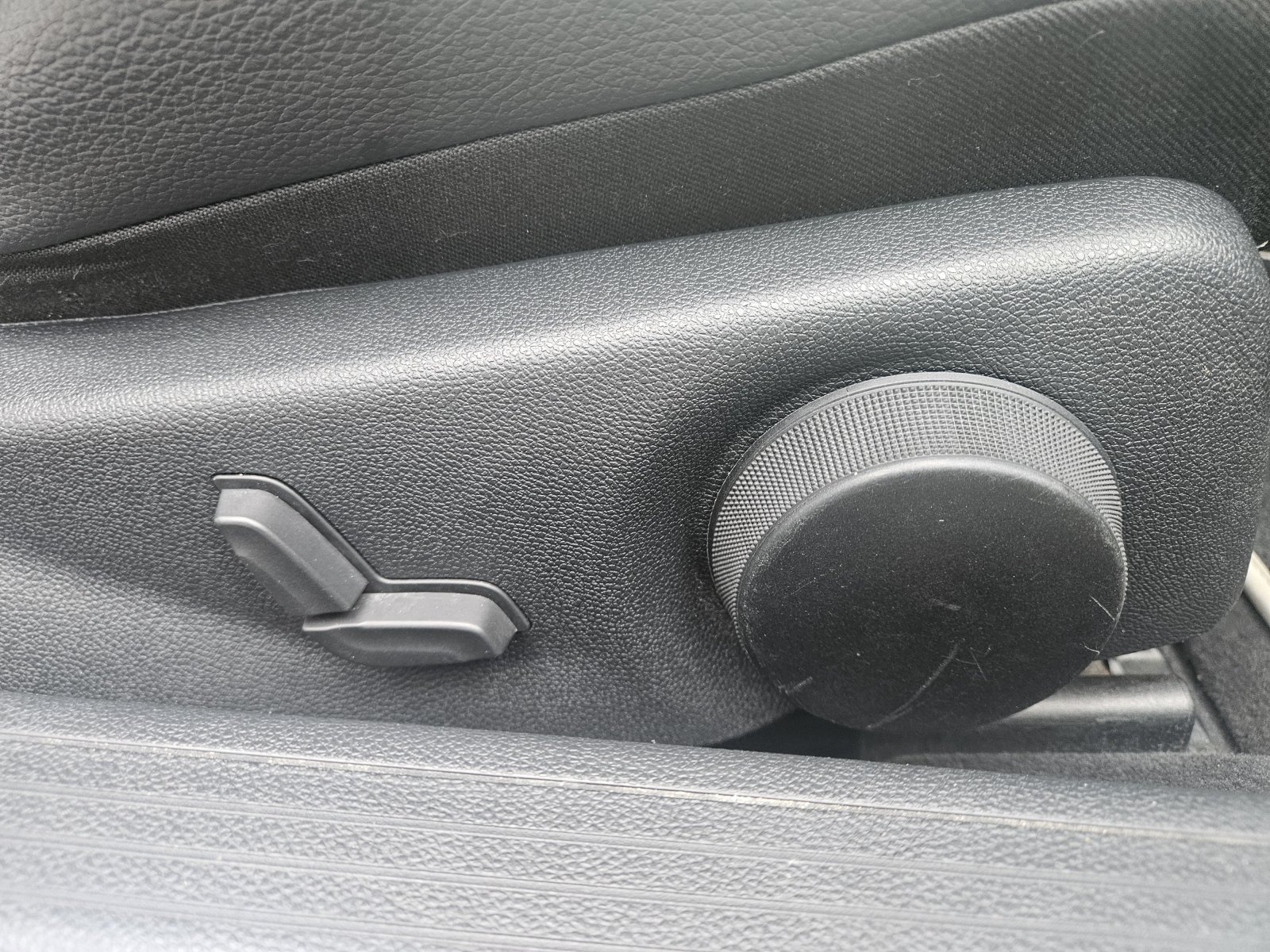 Mercedes C Class - Image 31