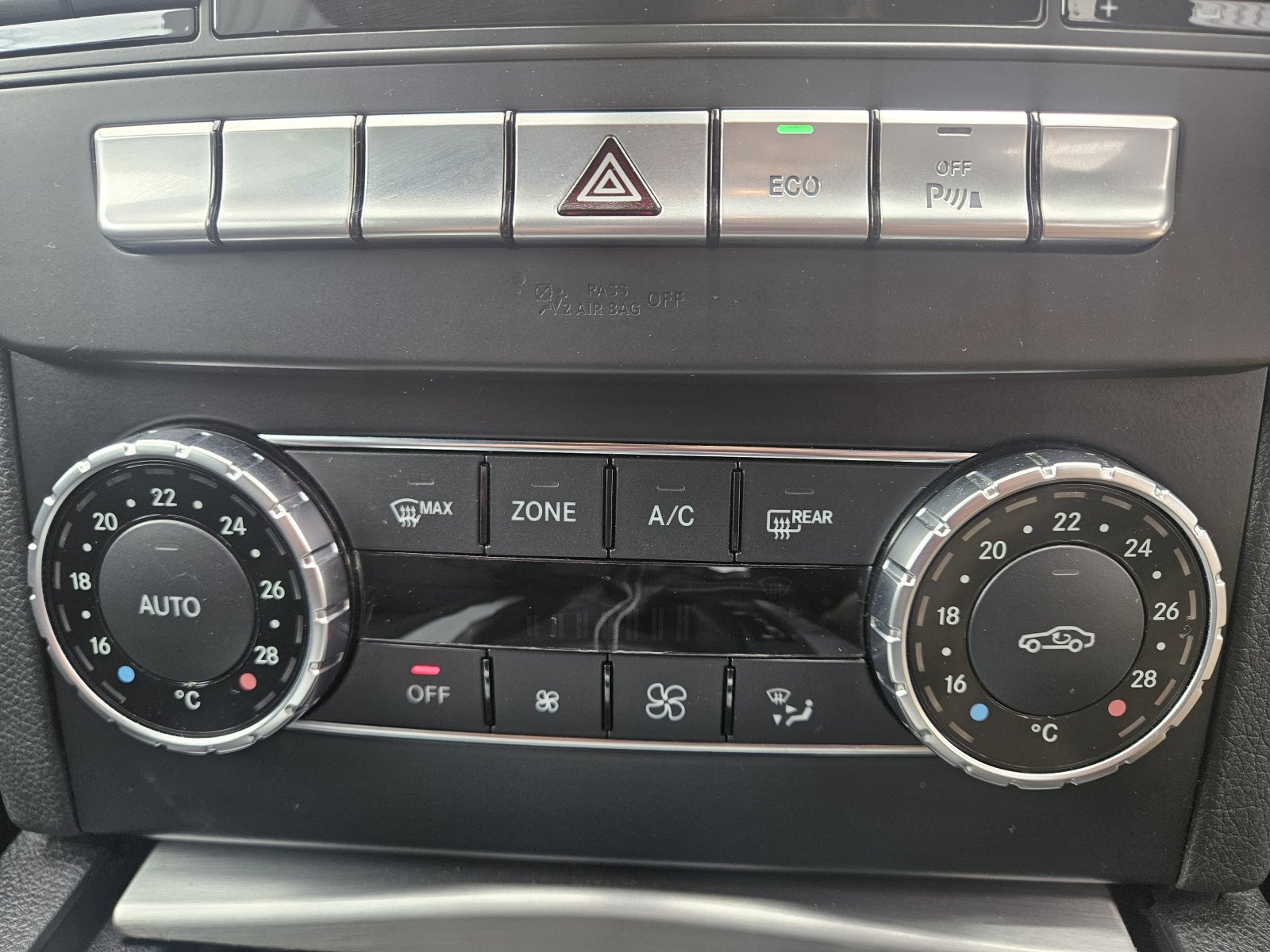 Mercedes C Class - Image 39