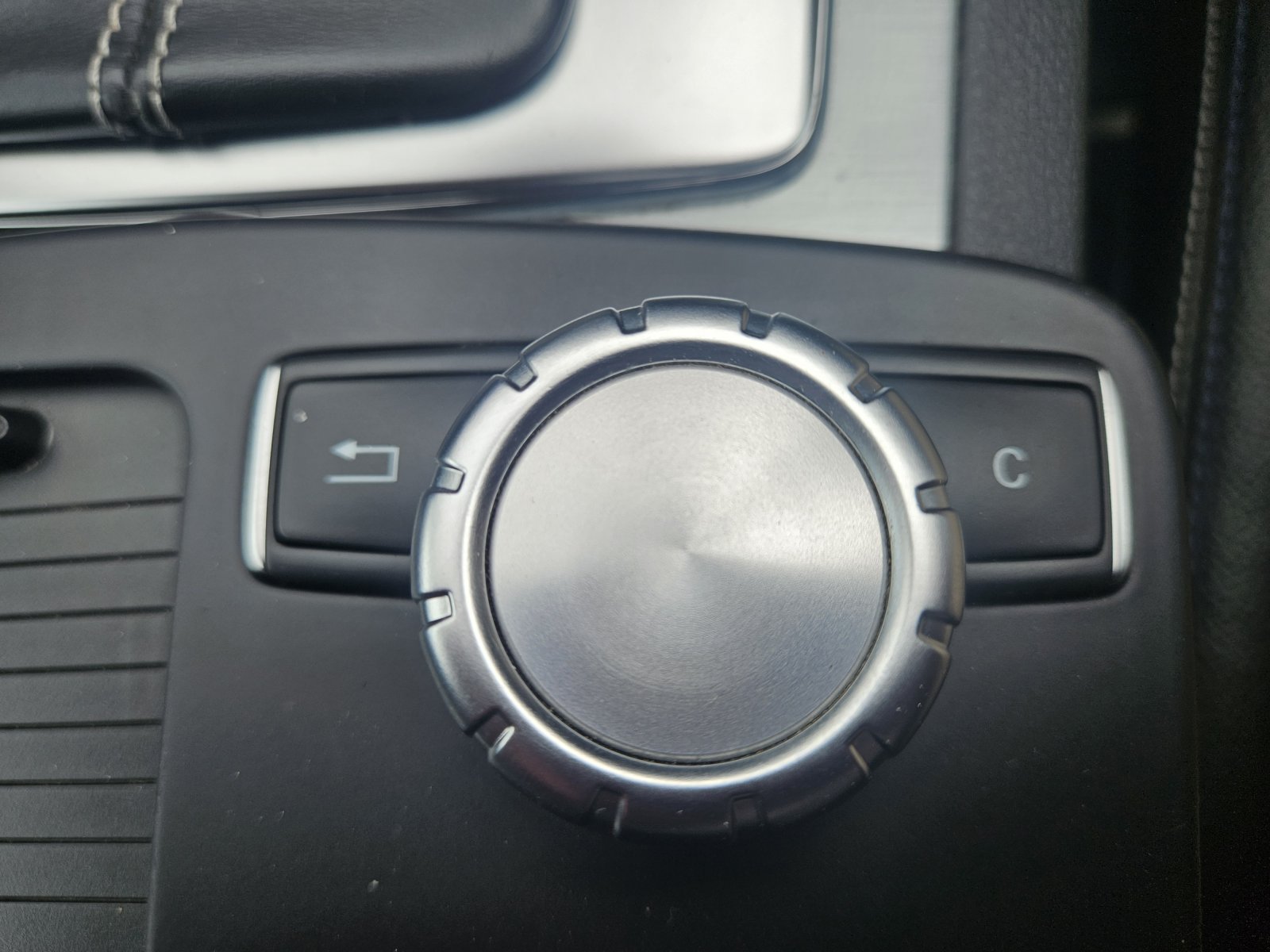 Mercedes C Class - Image 43