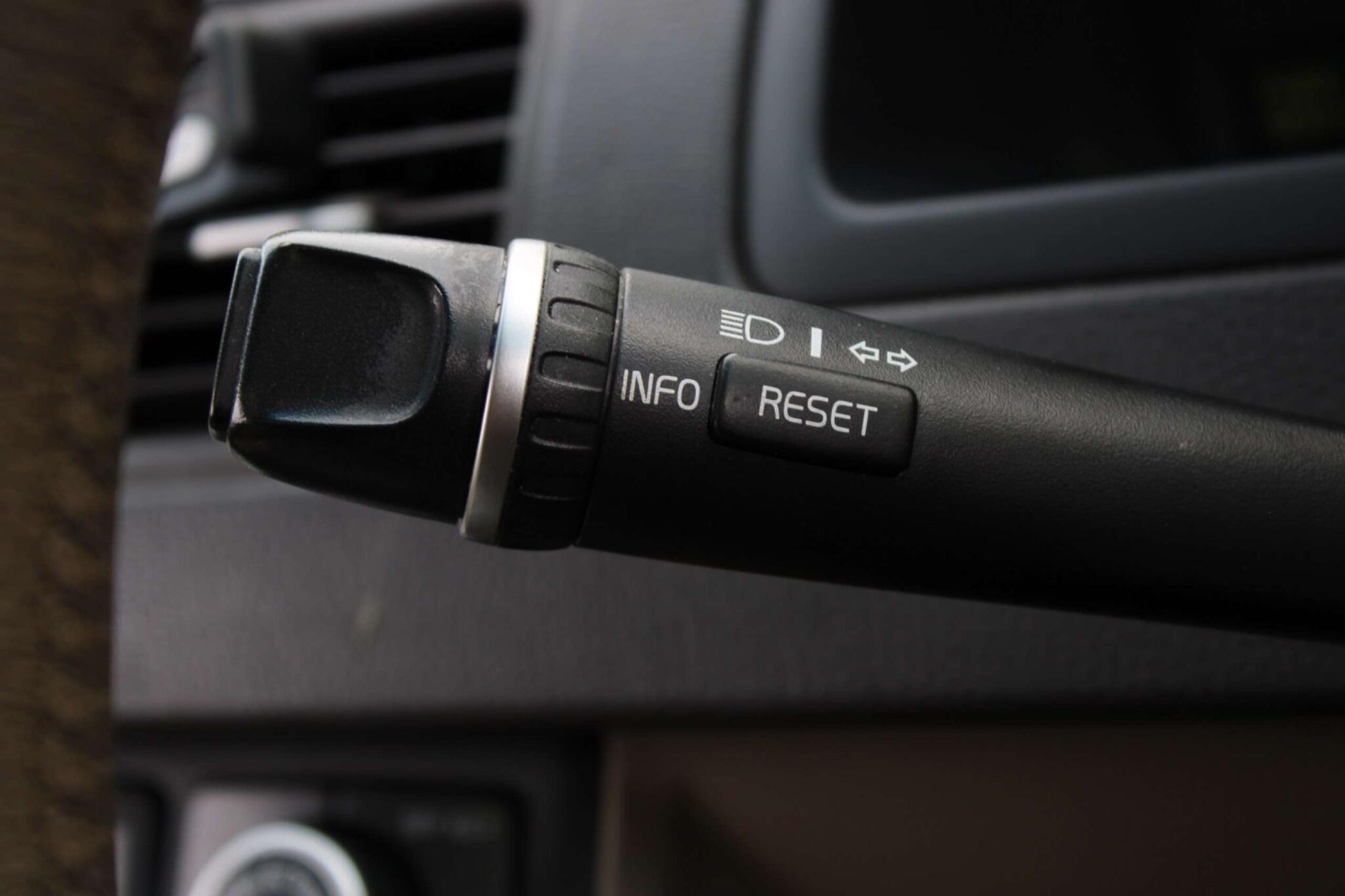 Volvo XC90 - Image 24