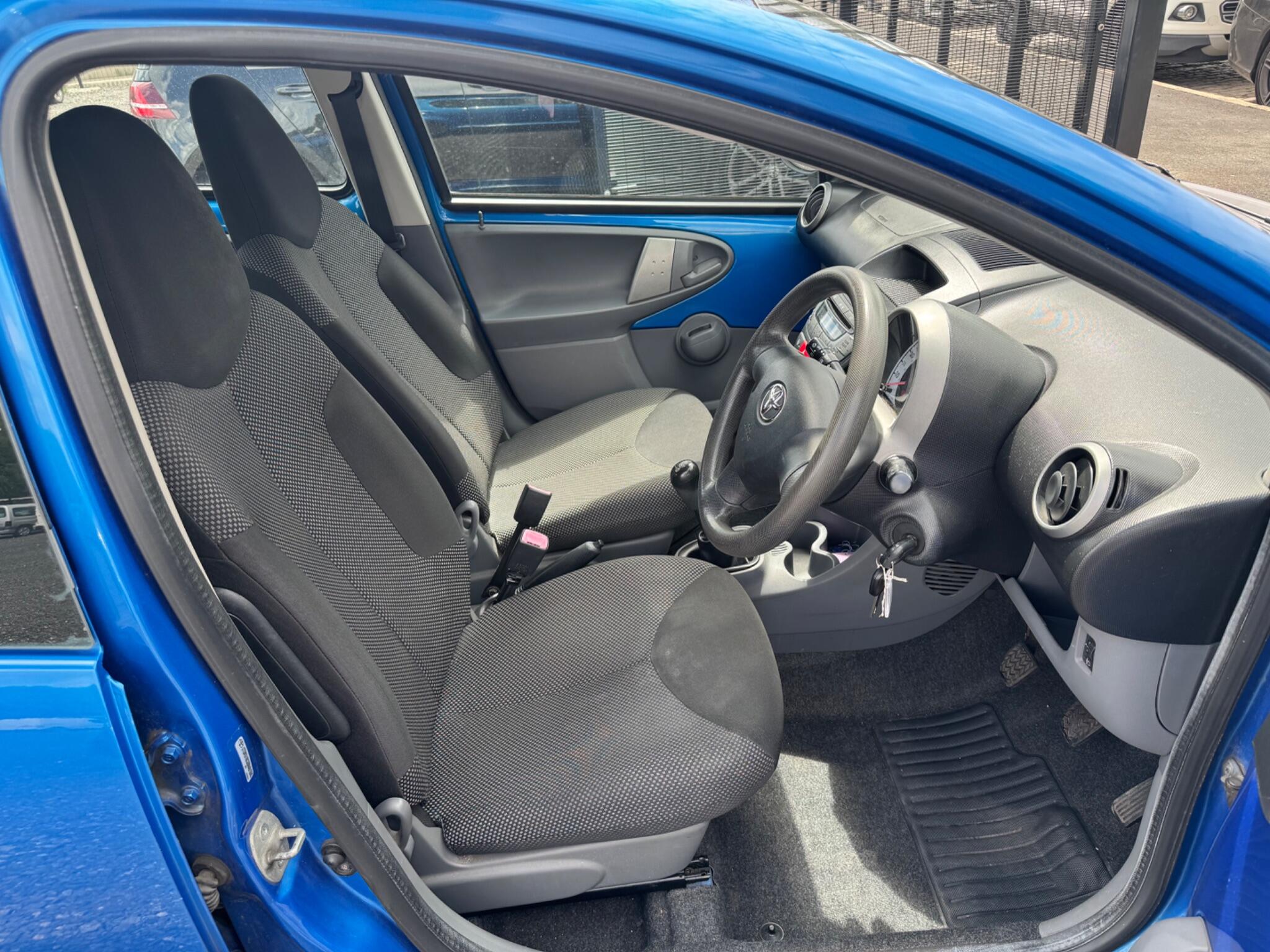 Toyota Aygo - Image 11