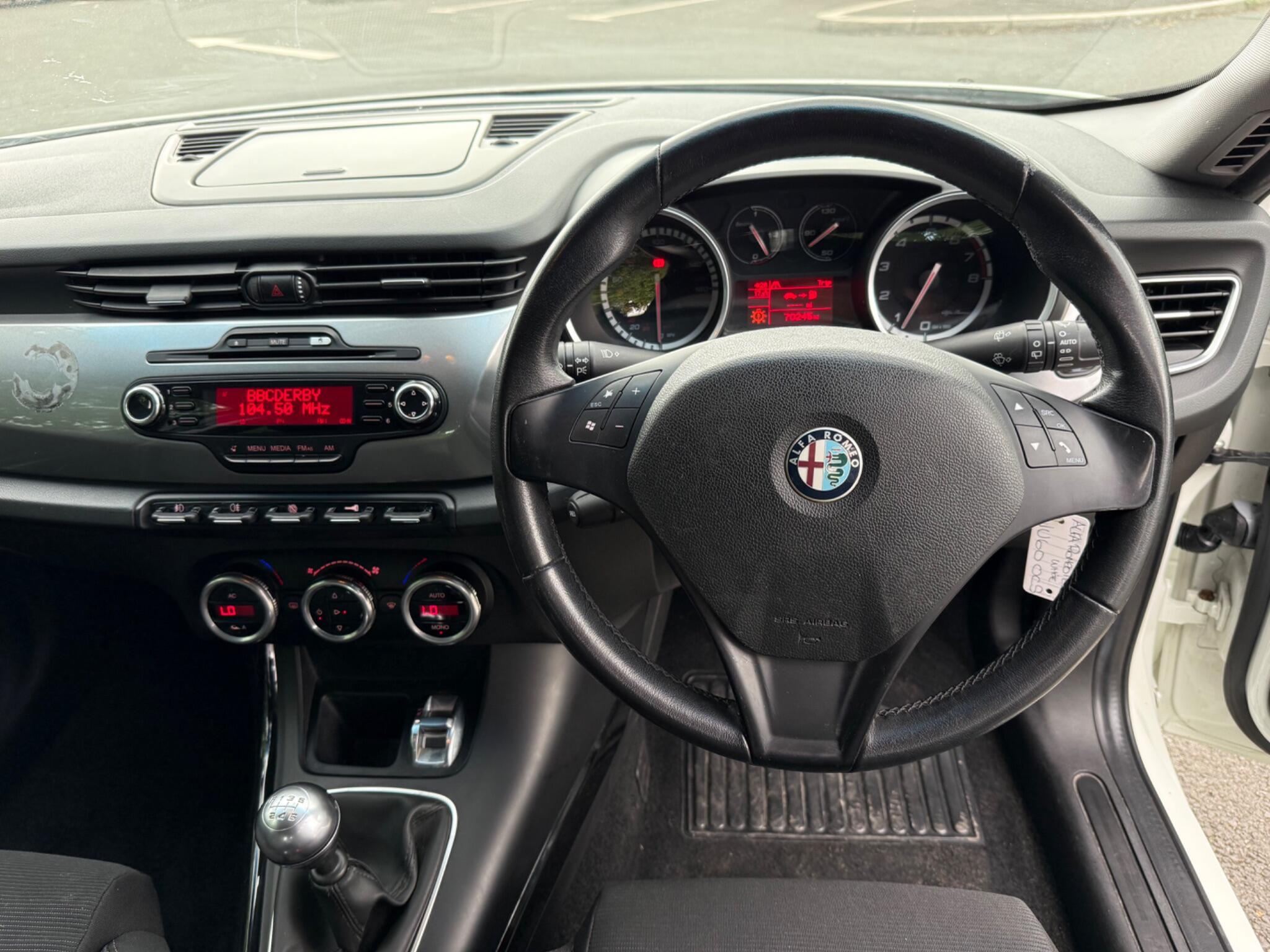 Alfa Romeo Giulietta - Image 32