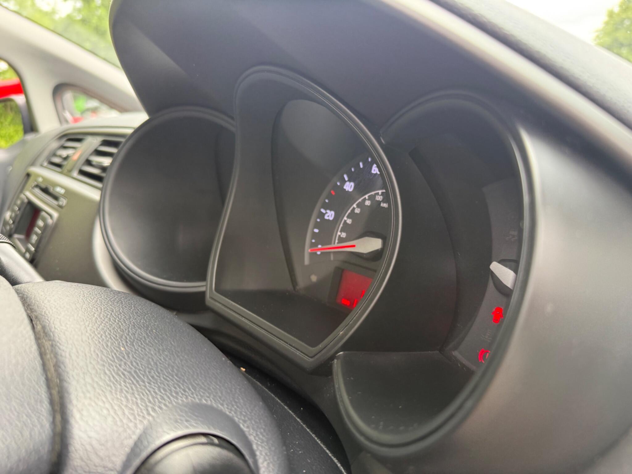 Kia Rio - Image 33