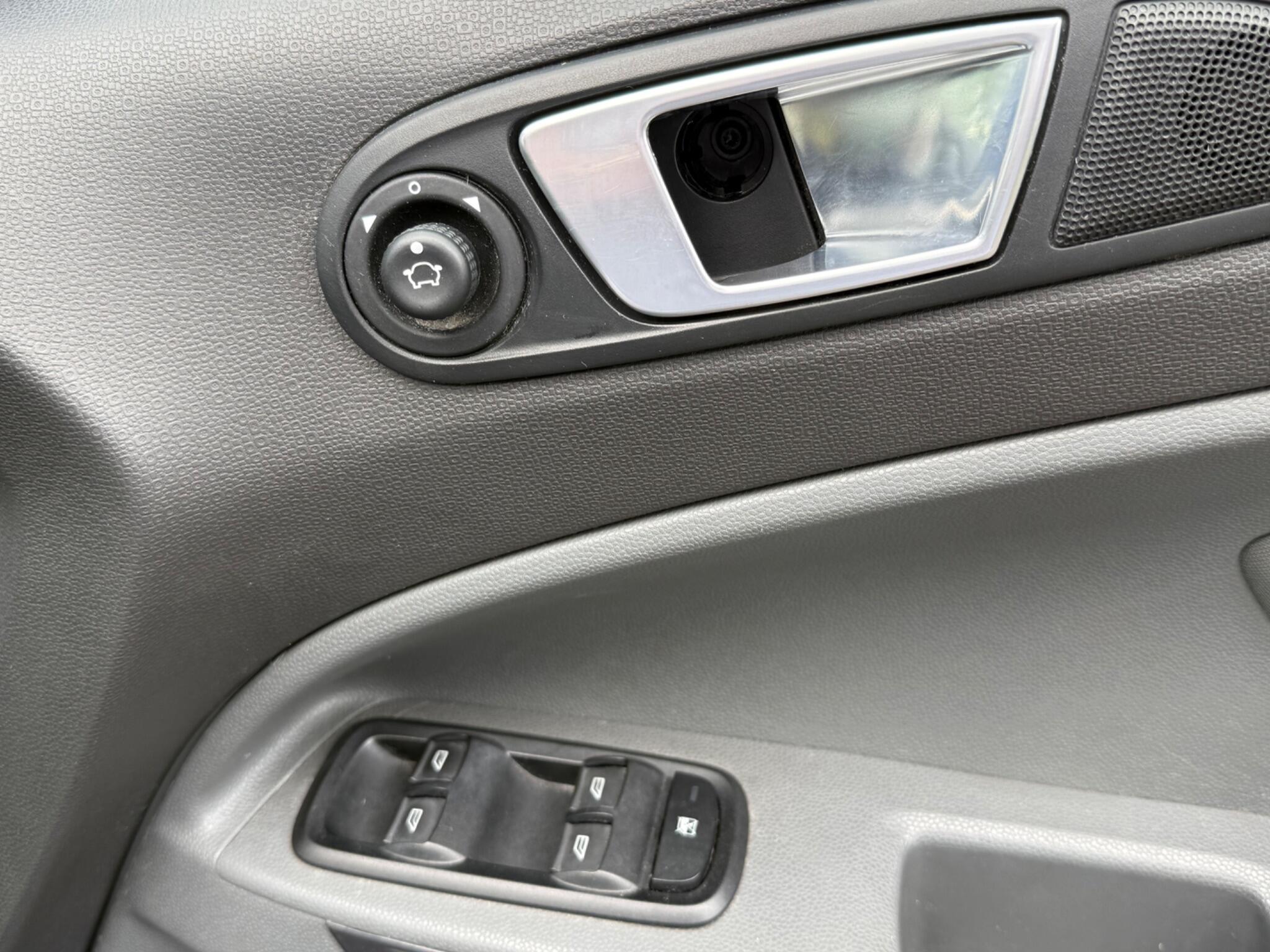 Ford Ecosport - Image 17