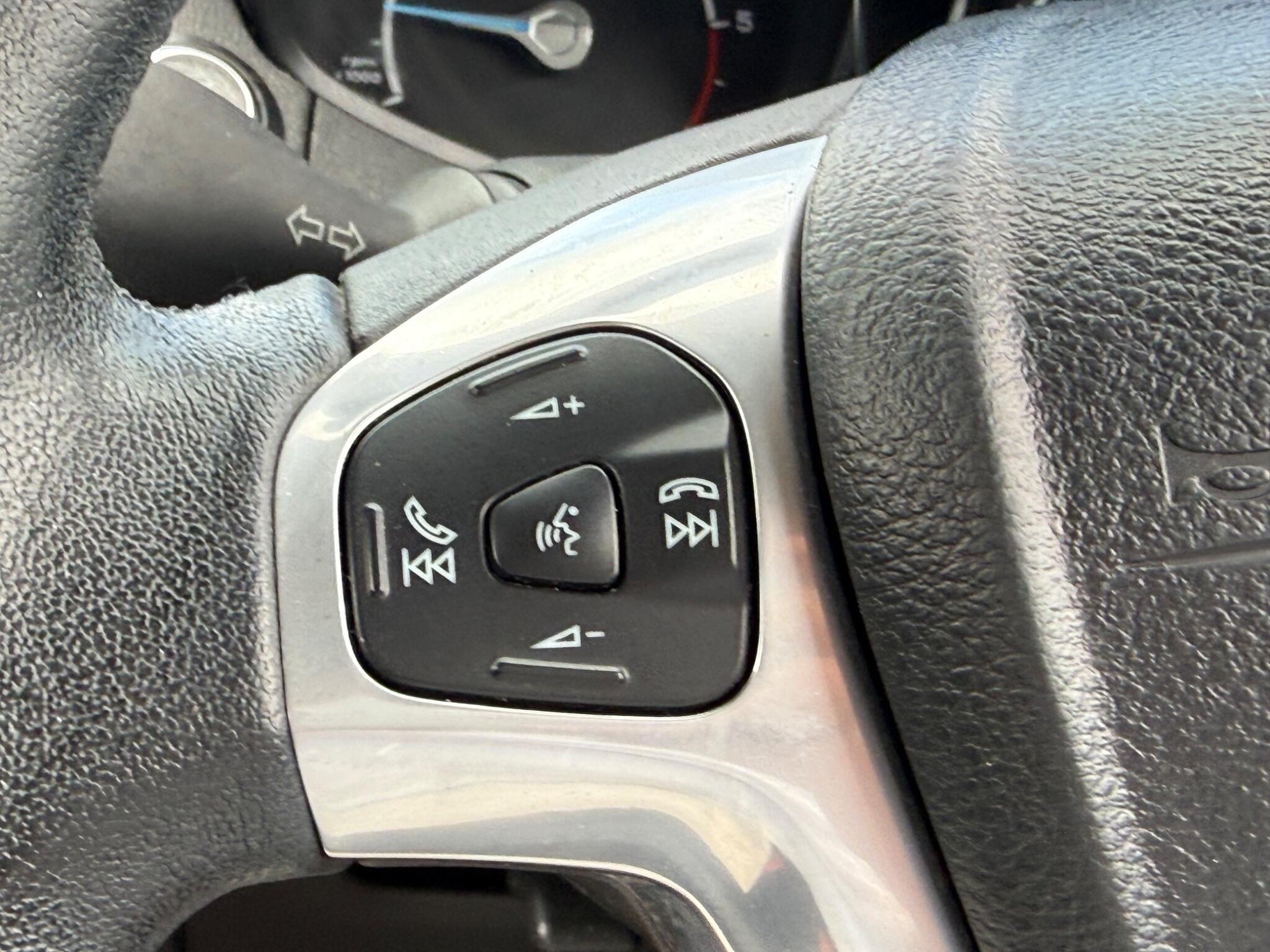 Ford Ecosport - Image 19
