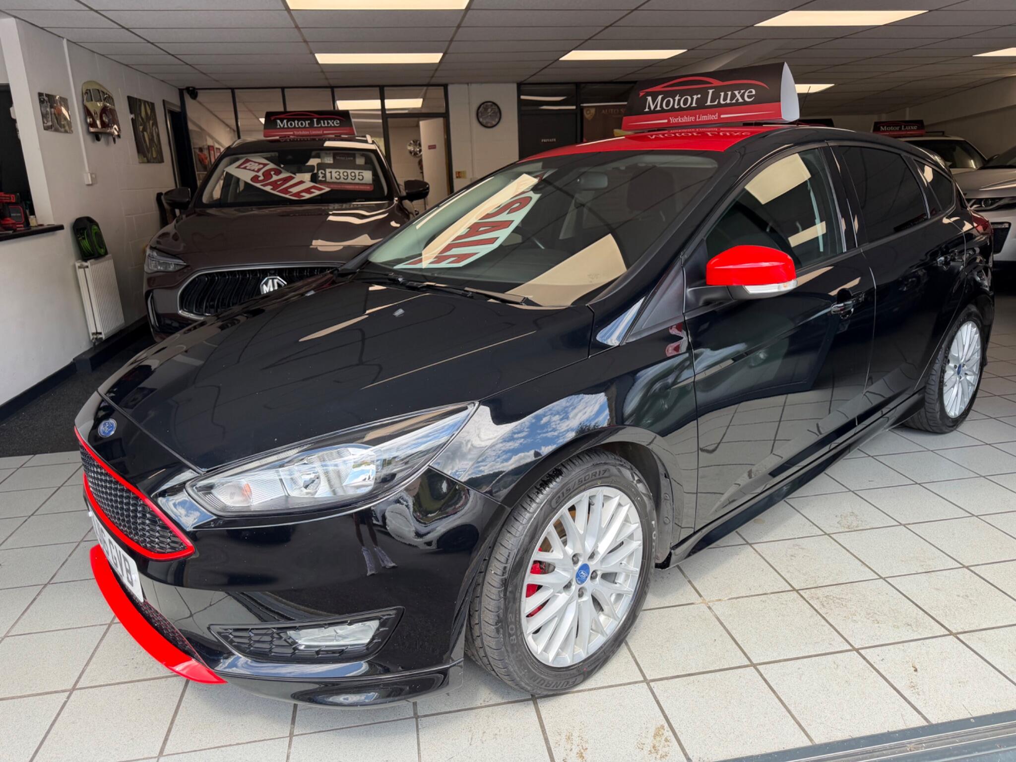 Ford Focus - Image 9