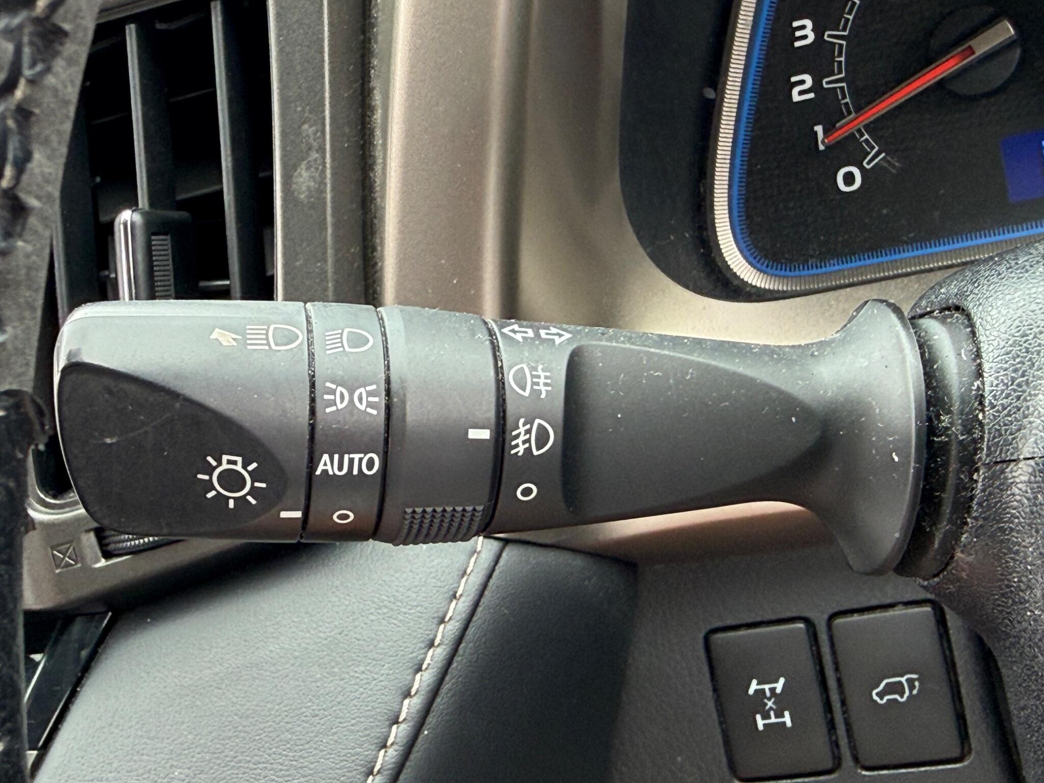 Toyota RAV4 - Image 22