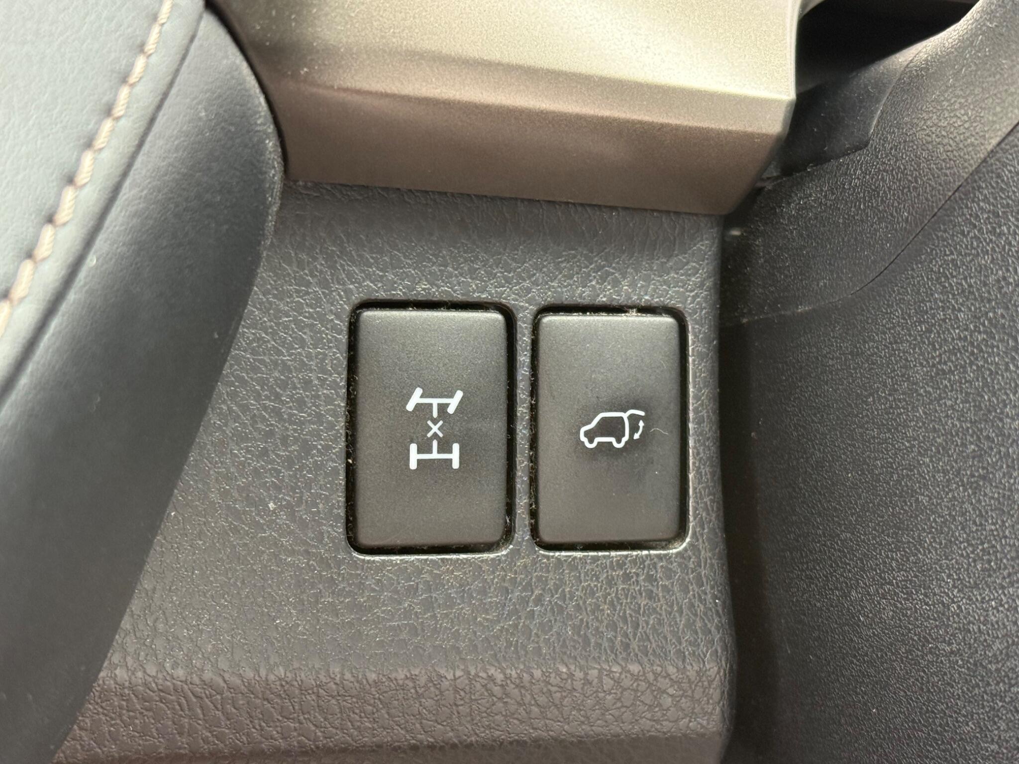 Toyota RAV4 - Image 24