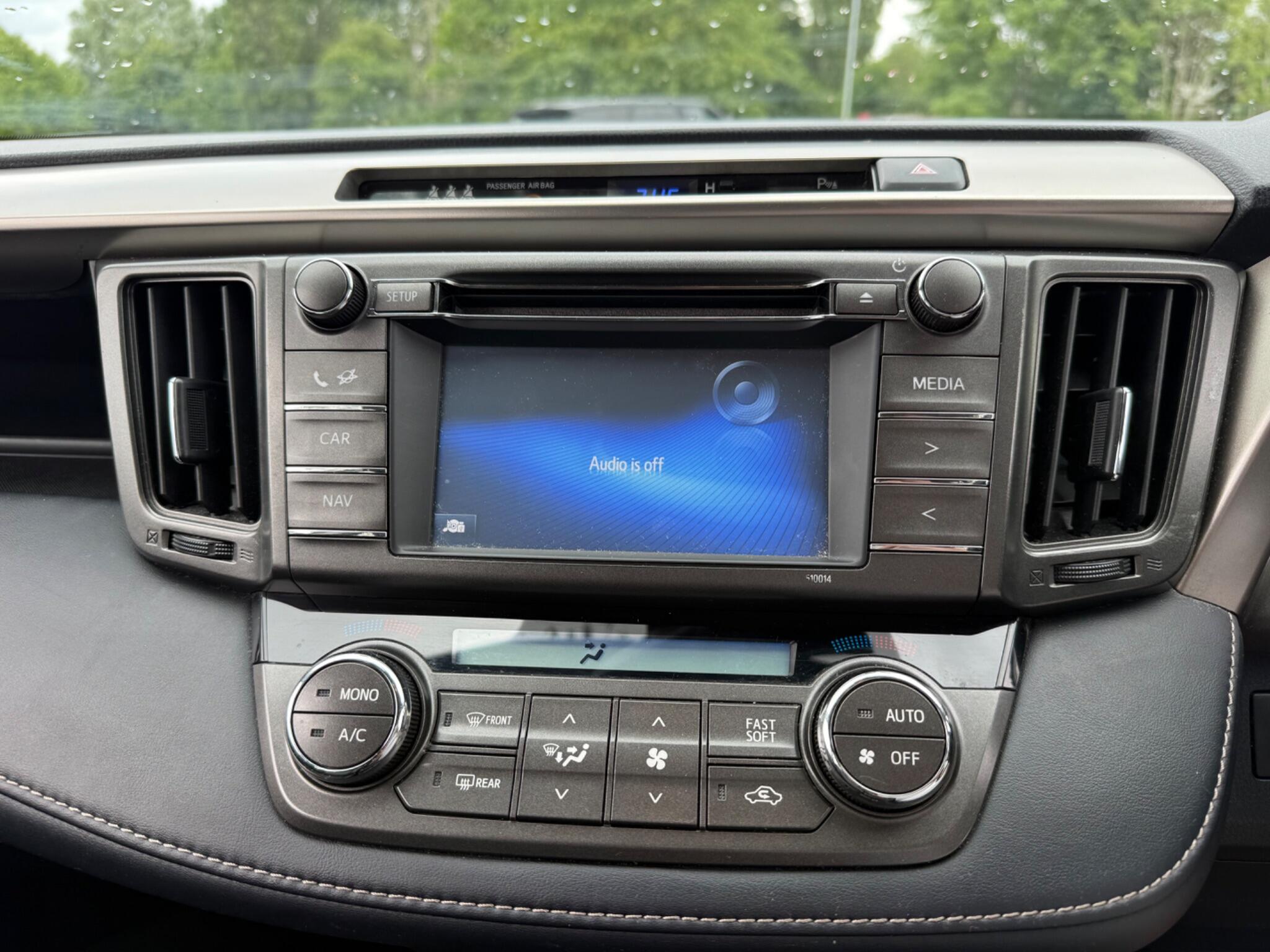 Toyota RAV4 - Image 31
