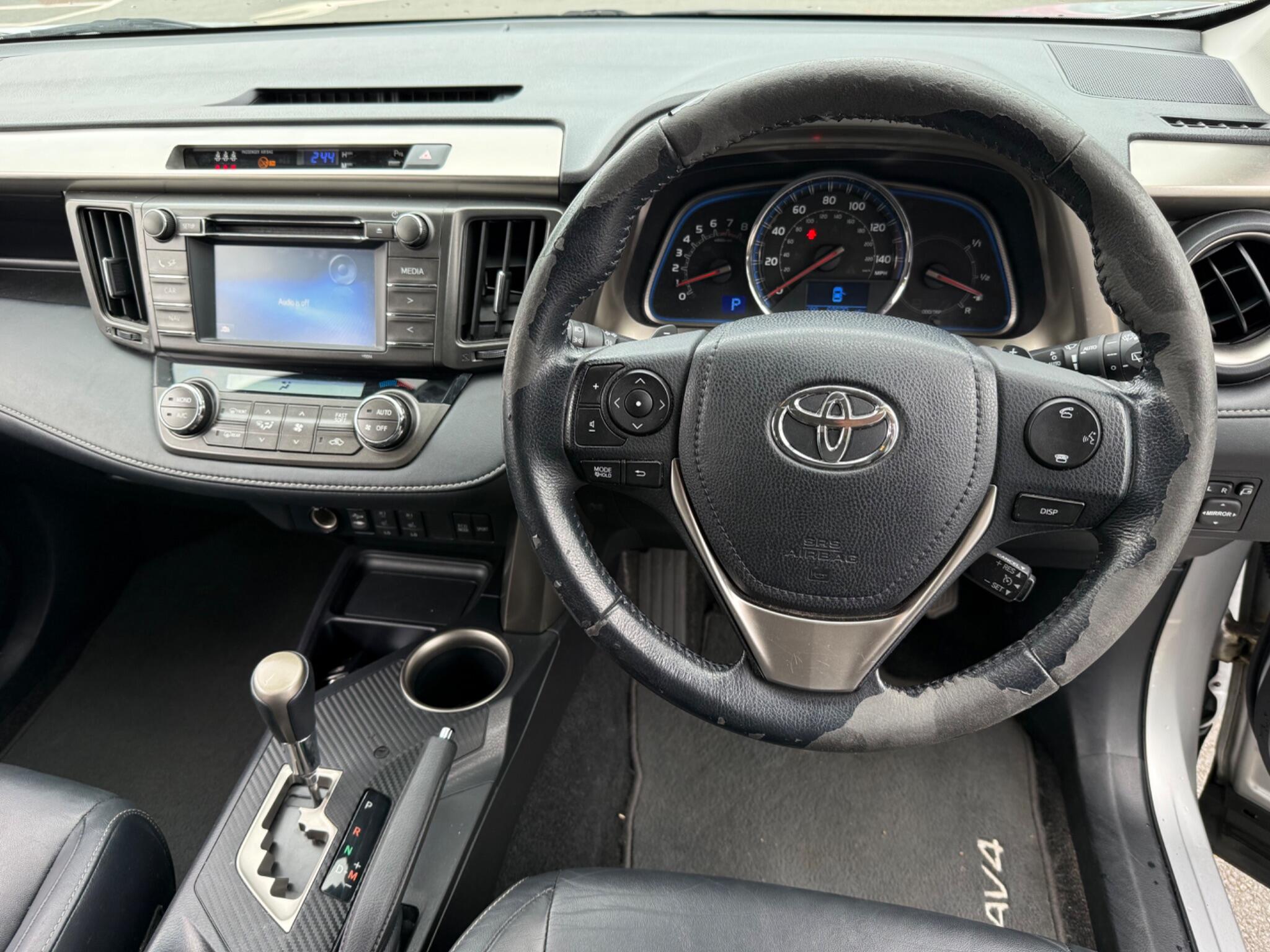Toyota RAV4 - Image 40
