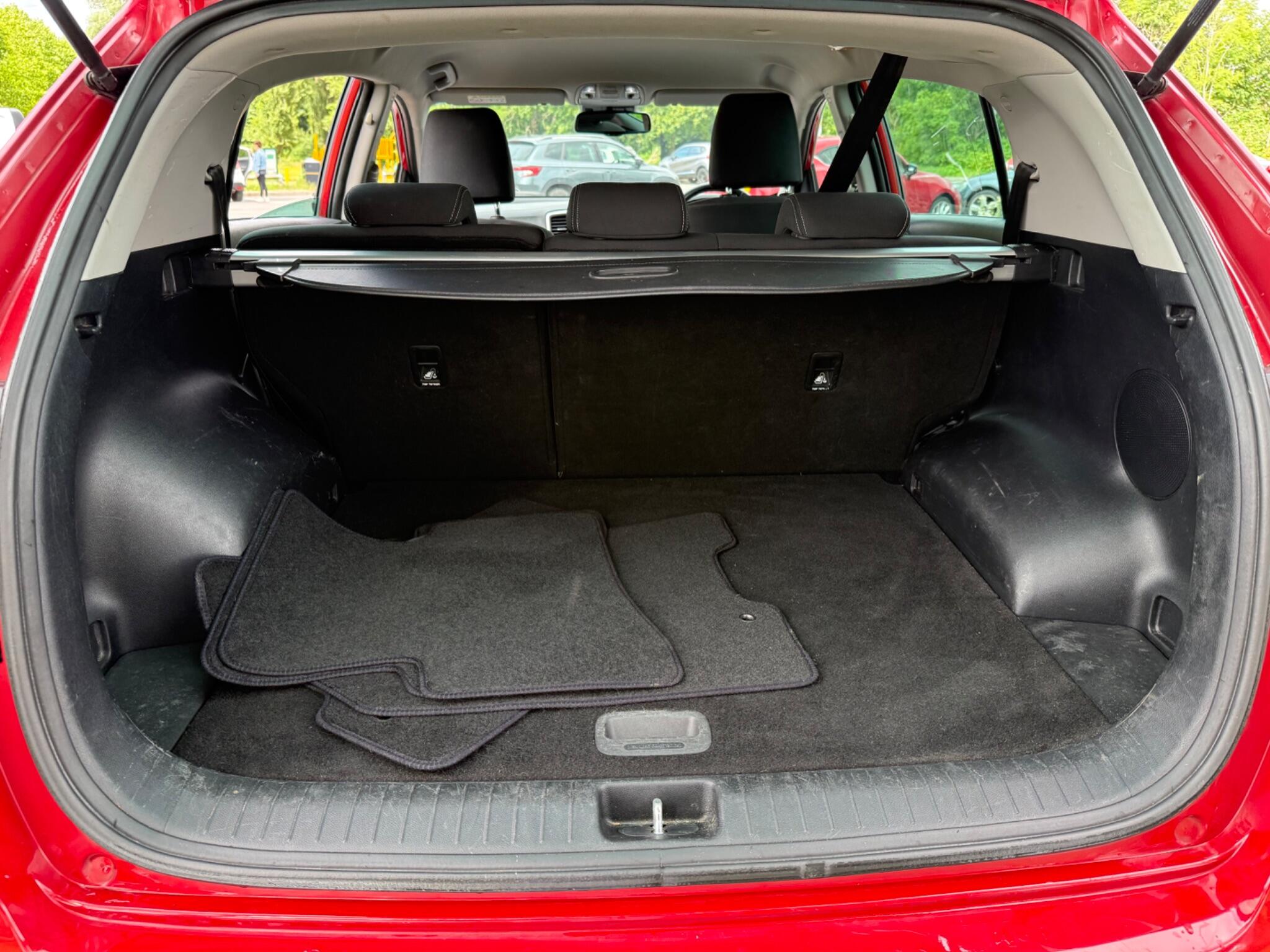 Kia Sportage - Image 40