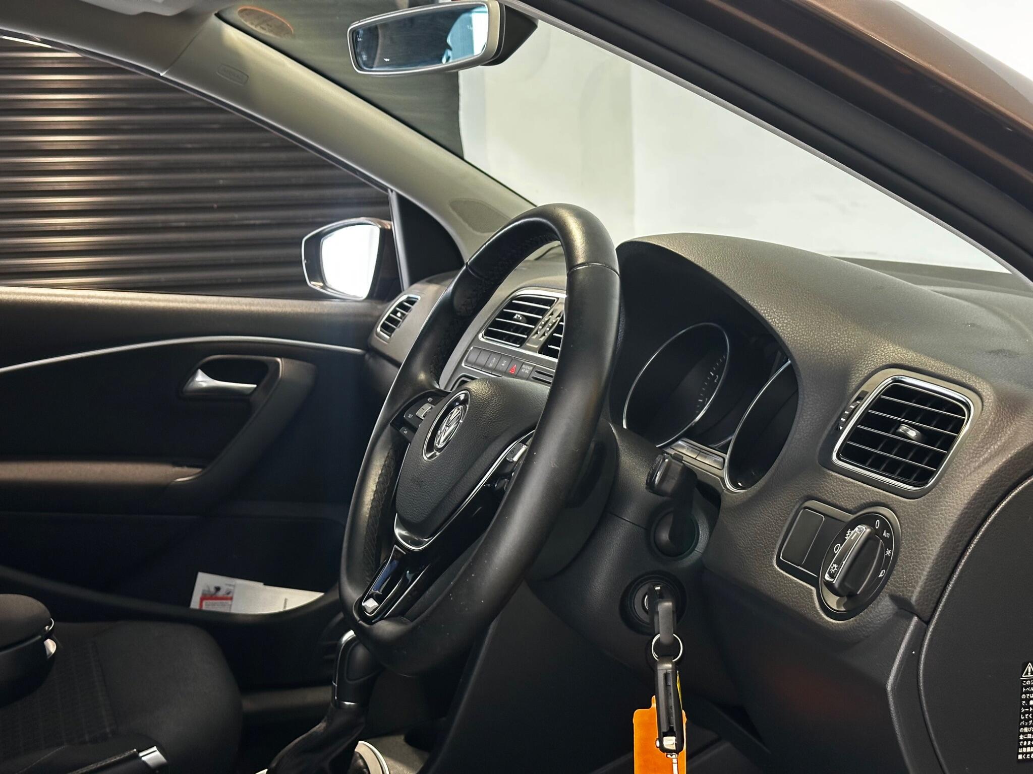 Volkswagen Polo - Image 2
