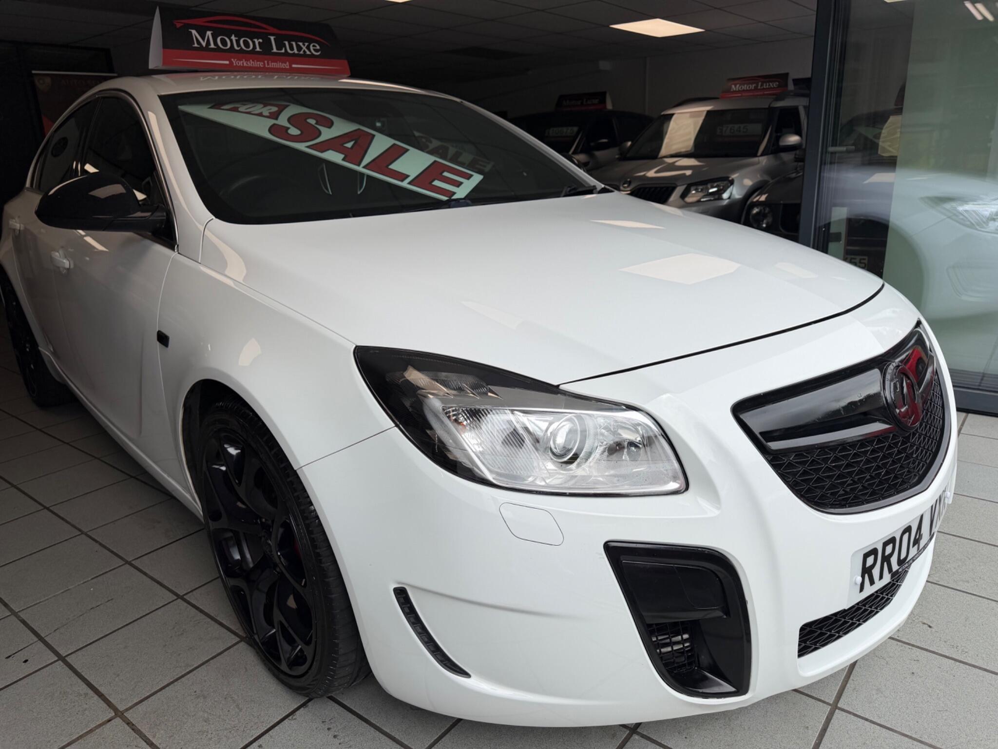 Vauxhall Insignia - Image 11