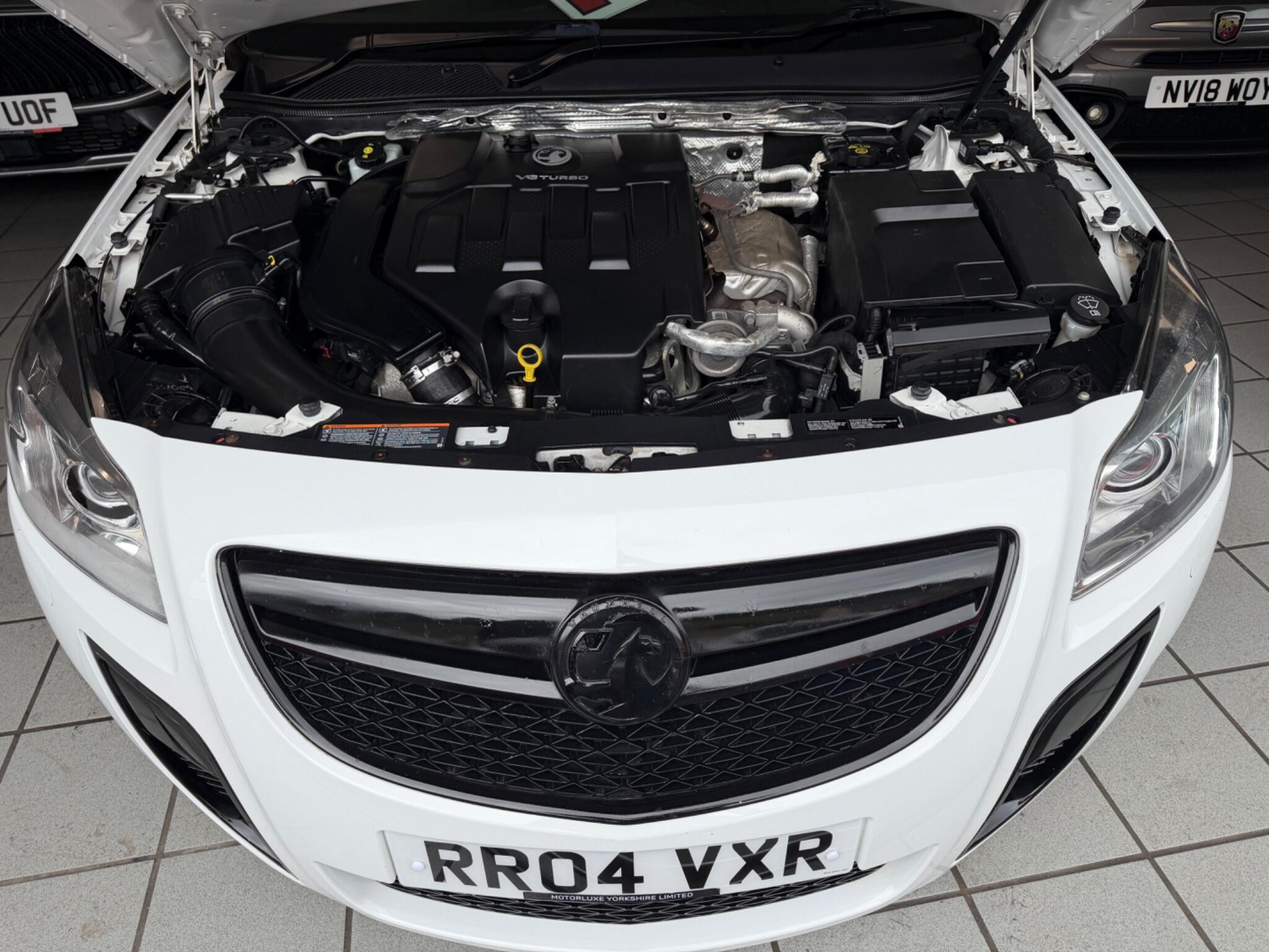 Vauxhall Insignia - Image 15