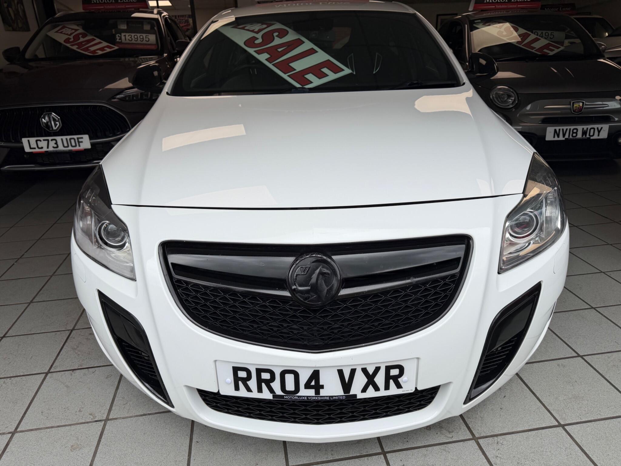 Vauxhall Insignia - Image 4