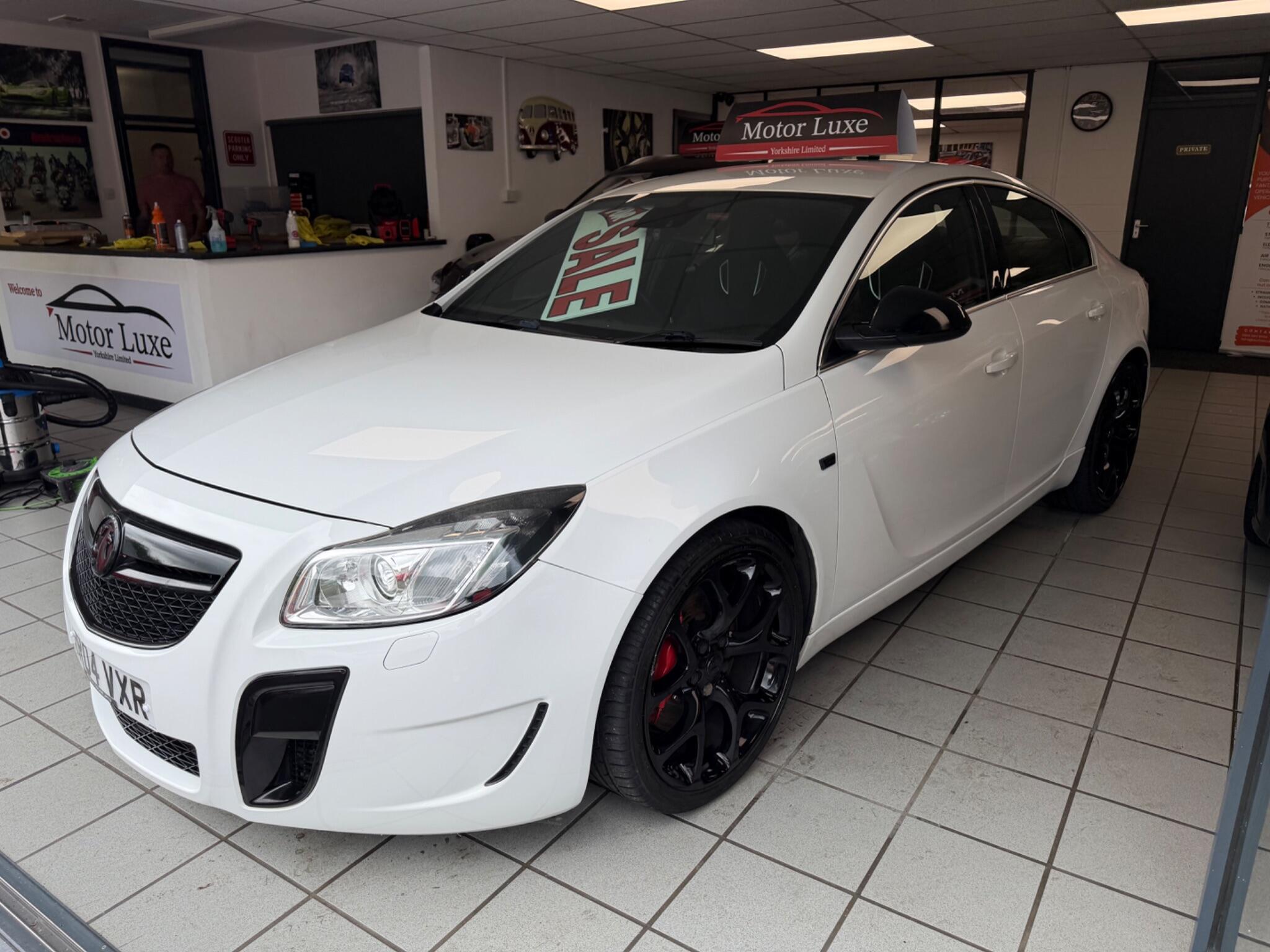 Vauxhall Insignia - Image 20