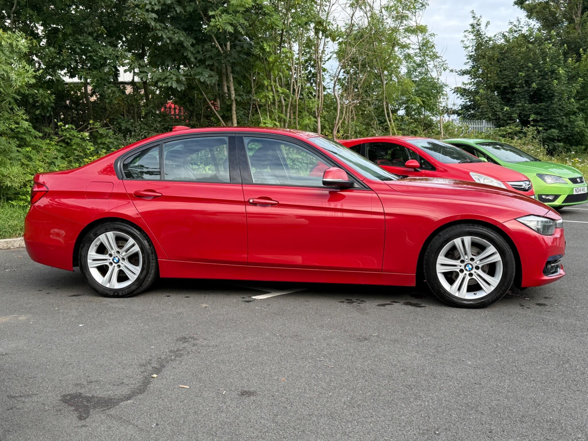 BMW 3 Series - Image 8
