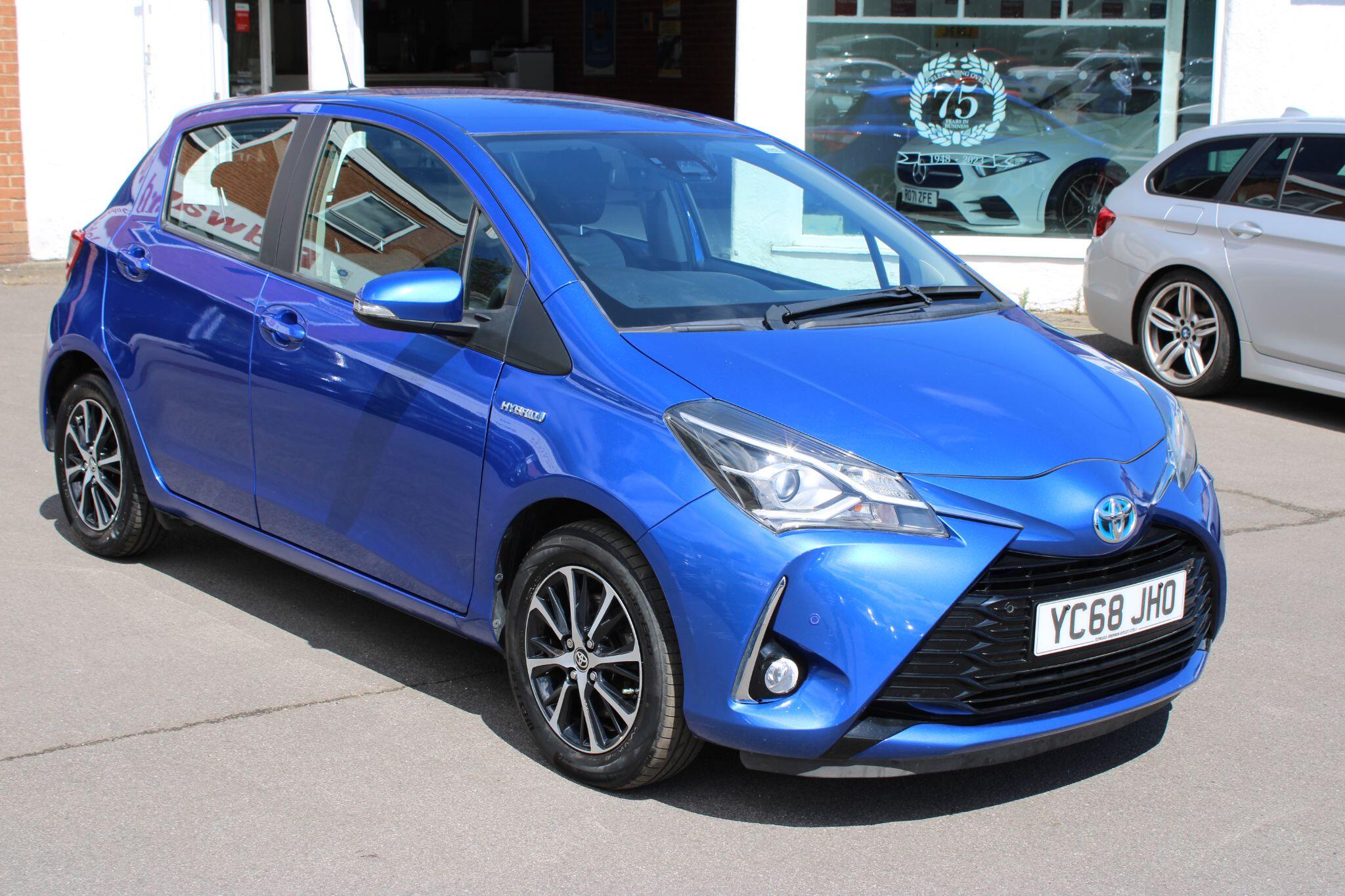 Toyota Yaris - Image 11