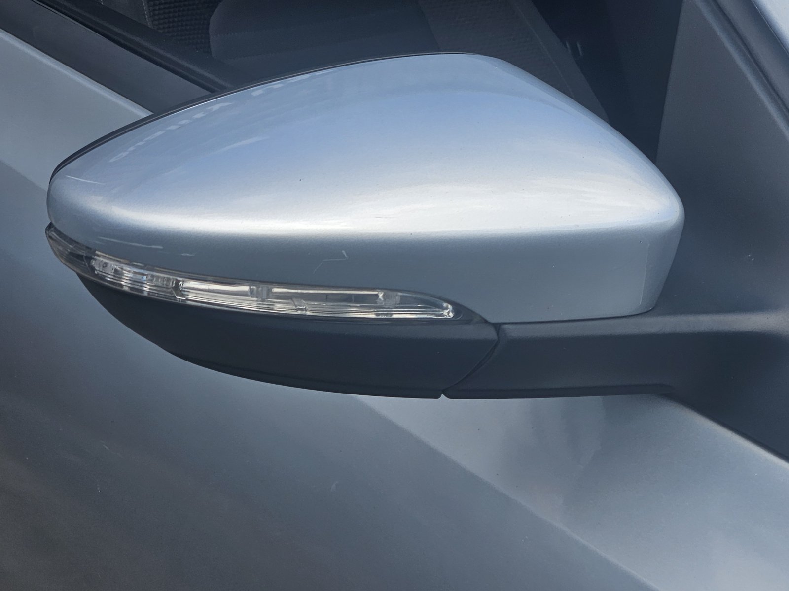 Volkswagen Scirocco - Image 8