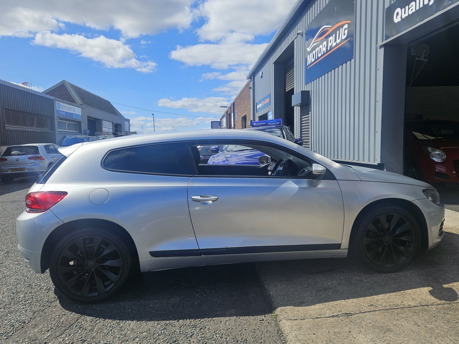 Volkswagen Scirocco - Image 5