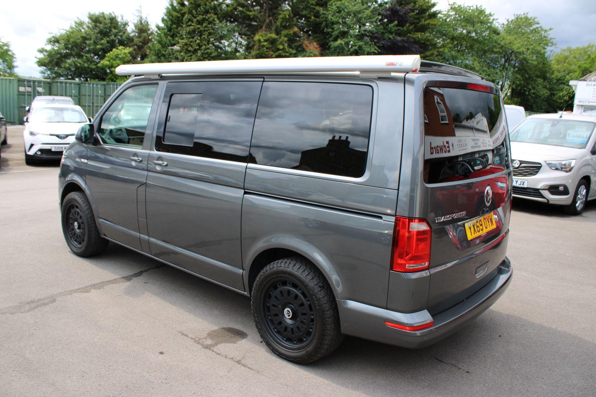 Volkswagen Campervan T6 - Image 10