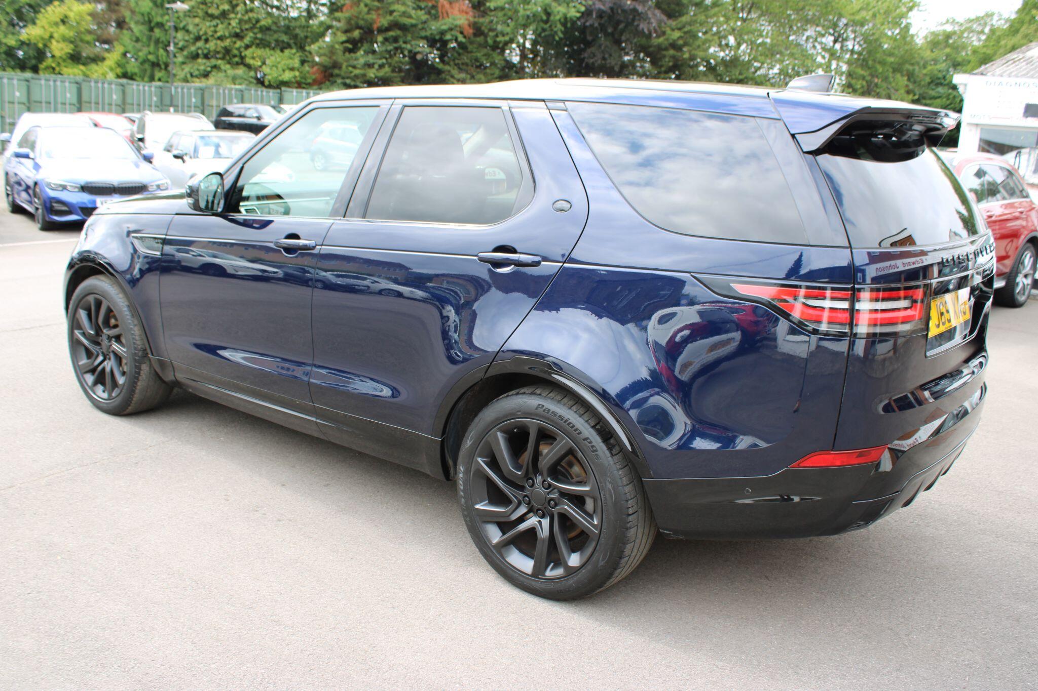 Land Rover Discovery - Image 16