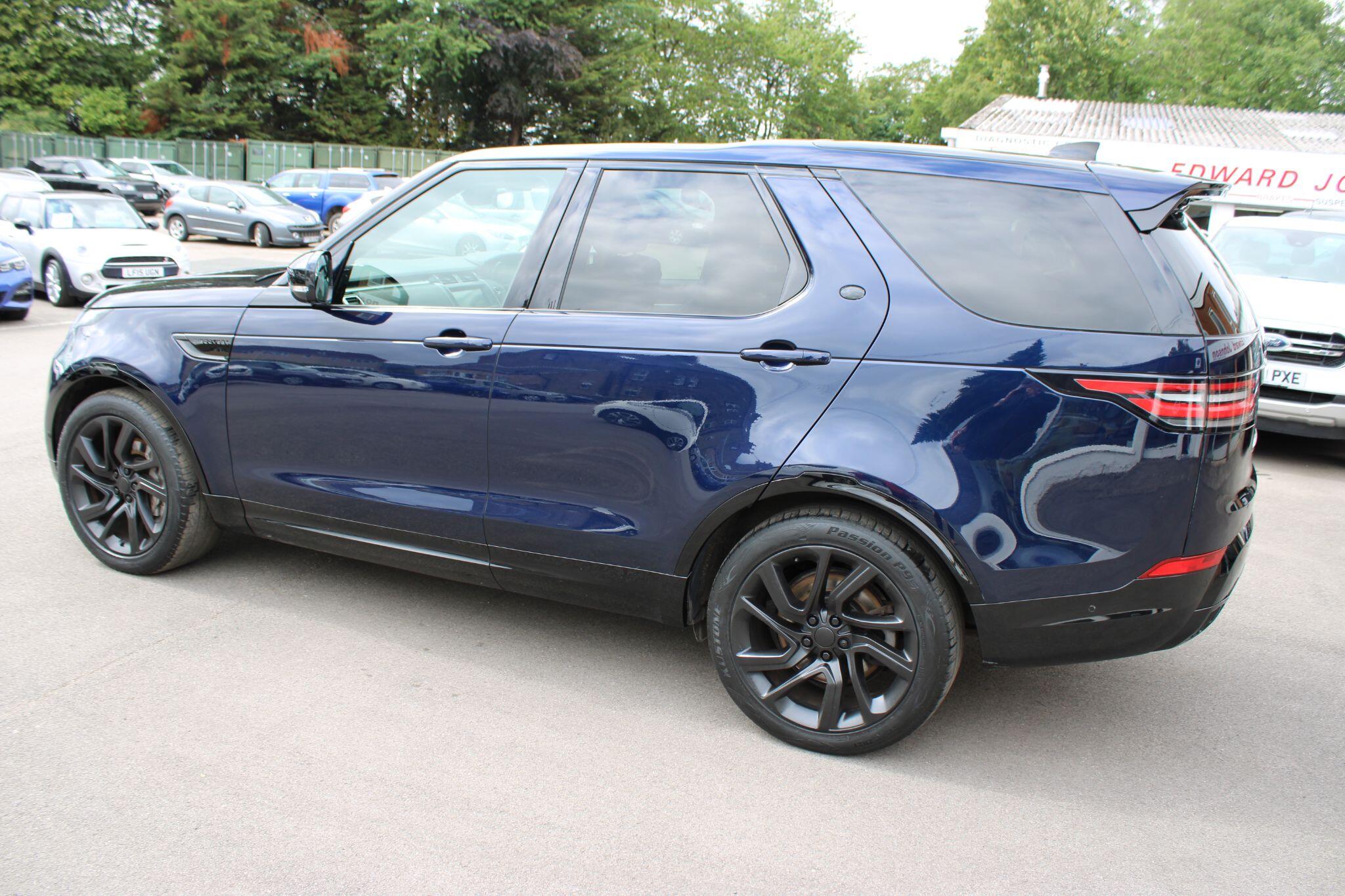 Land Rover Discovery - Image 17