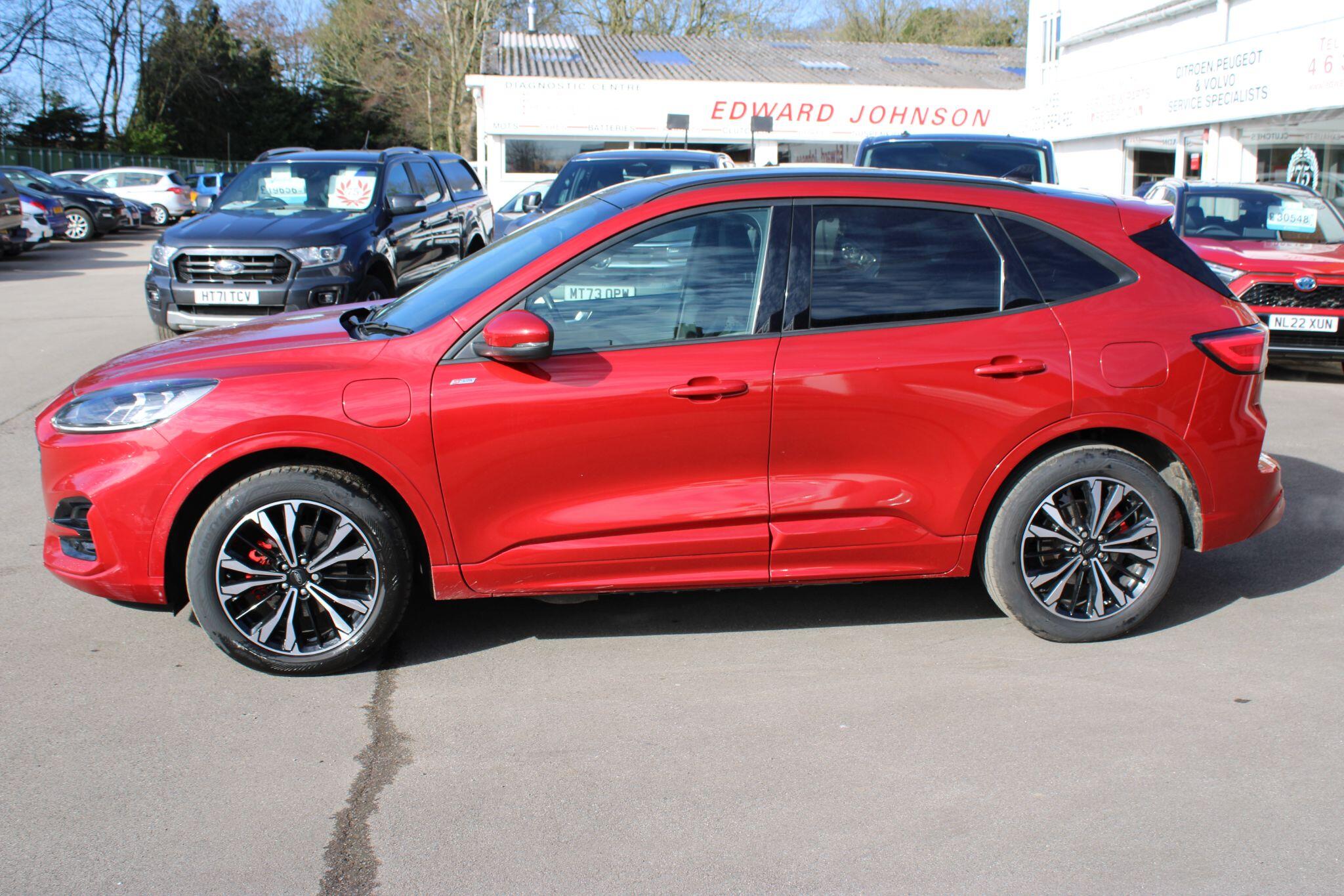 Ford Kuga - Image 10