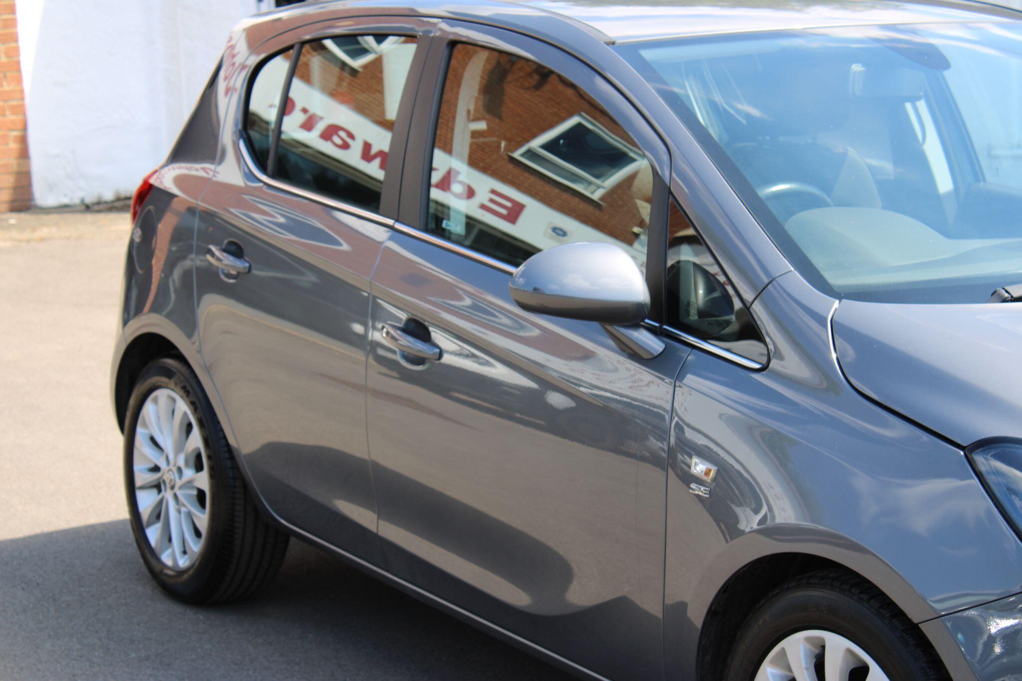 Vauxhall Corsa - Image 11
