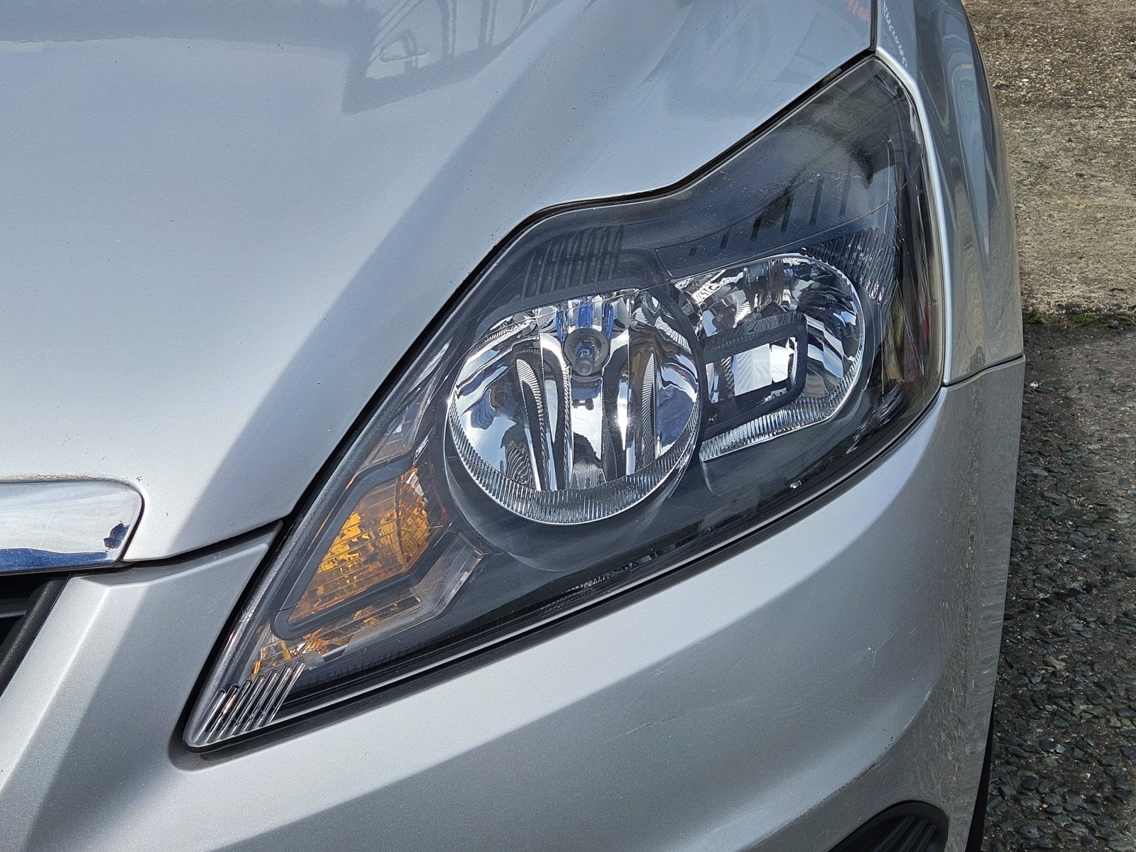 Ford Focus - Image 9