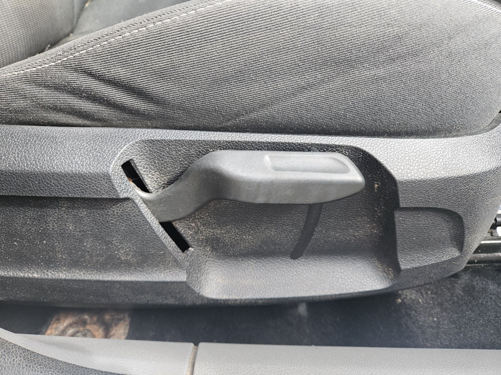 Ford Focus - Image 31