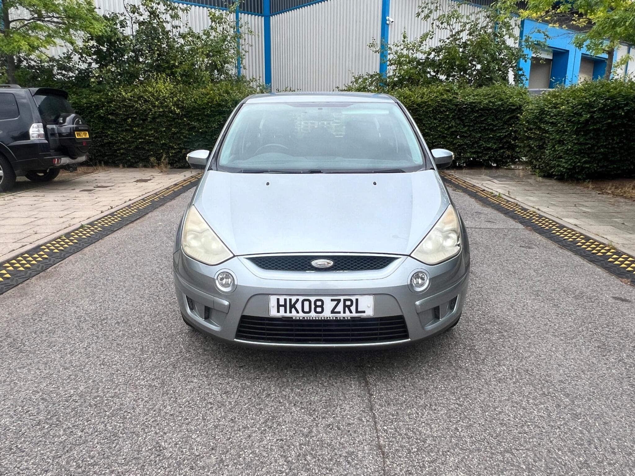 Ford S-MAX - Image 2