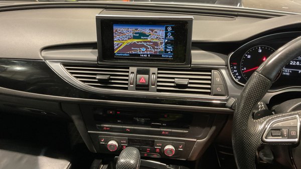 Audi A6 Saloon - Image 12