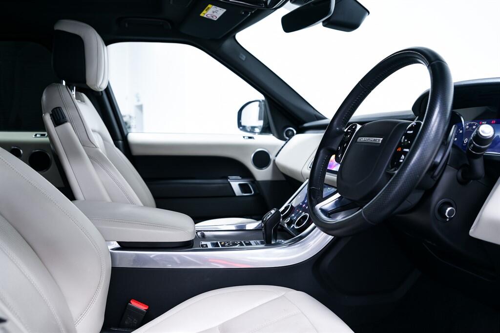 Land Rover RANGE ROVER SPORT - Image 10