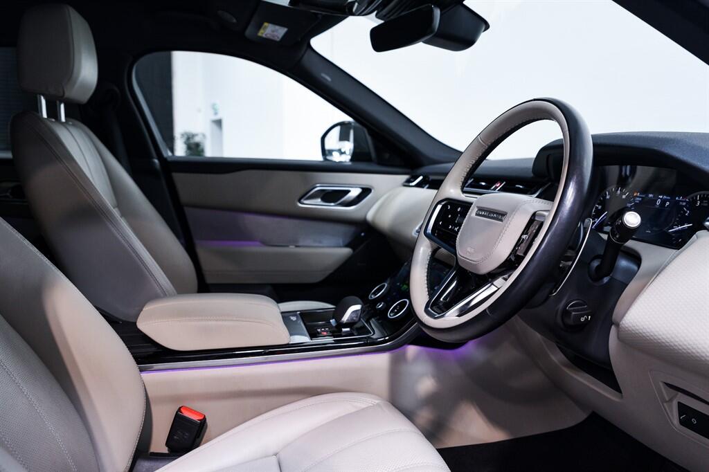 Land Rover Range Rover Velar - Image 8