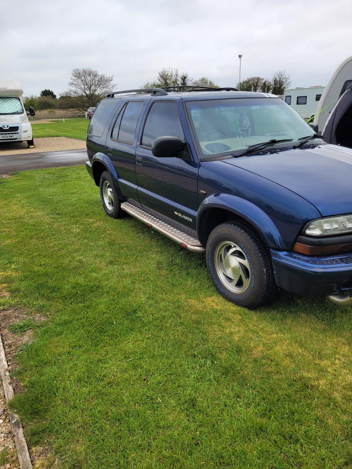 Chevrolet BLAZER - Image 3