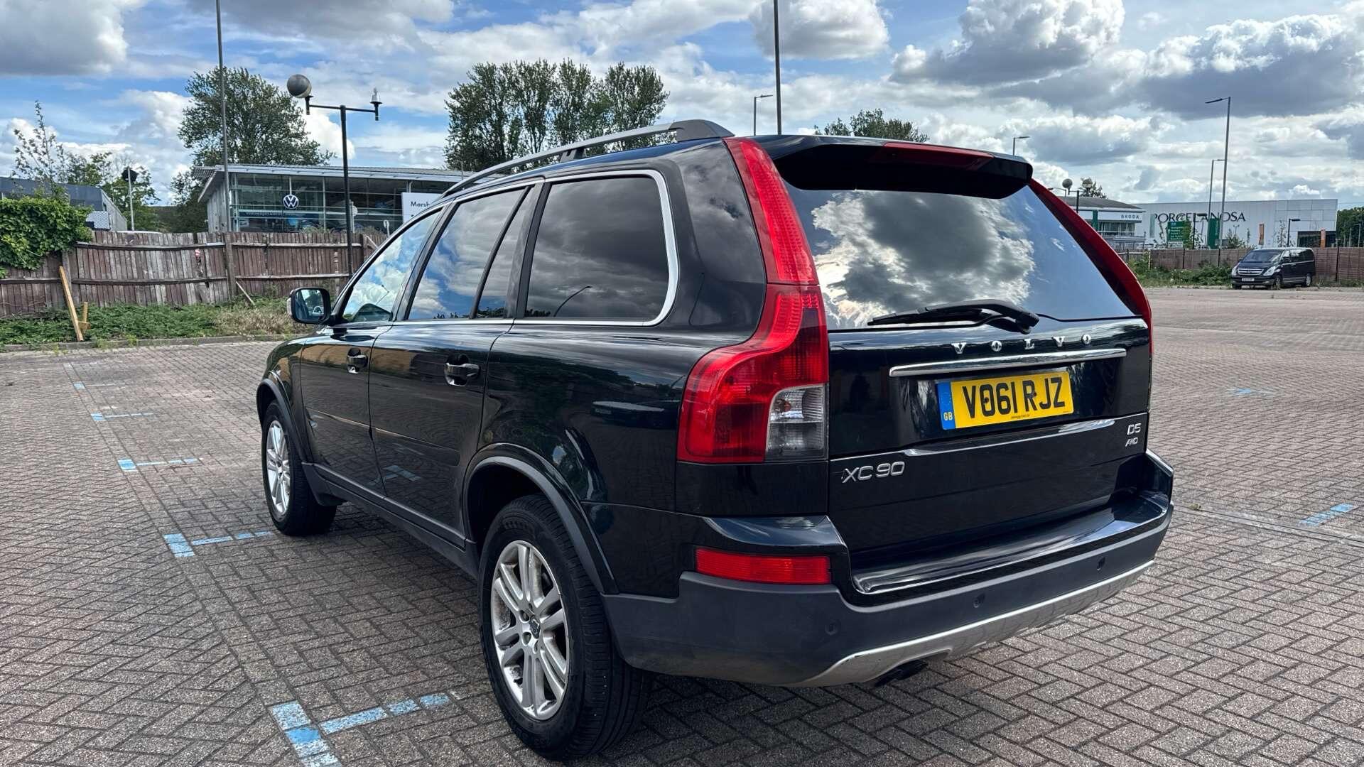 Volvo XC90 - Image 5