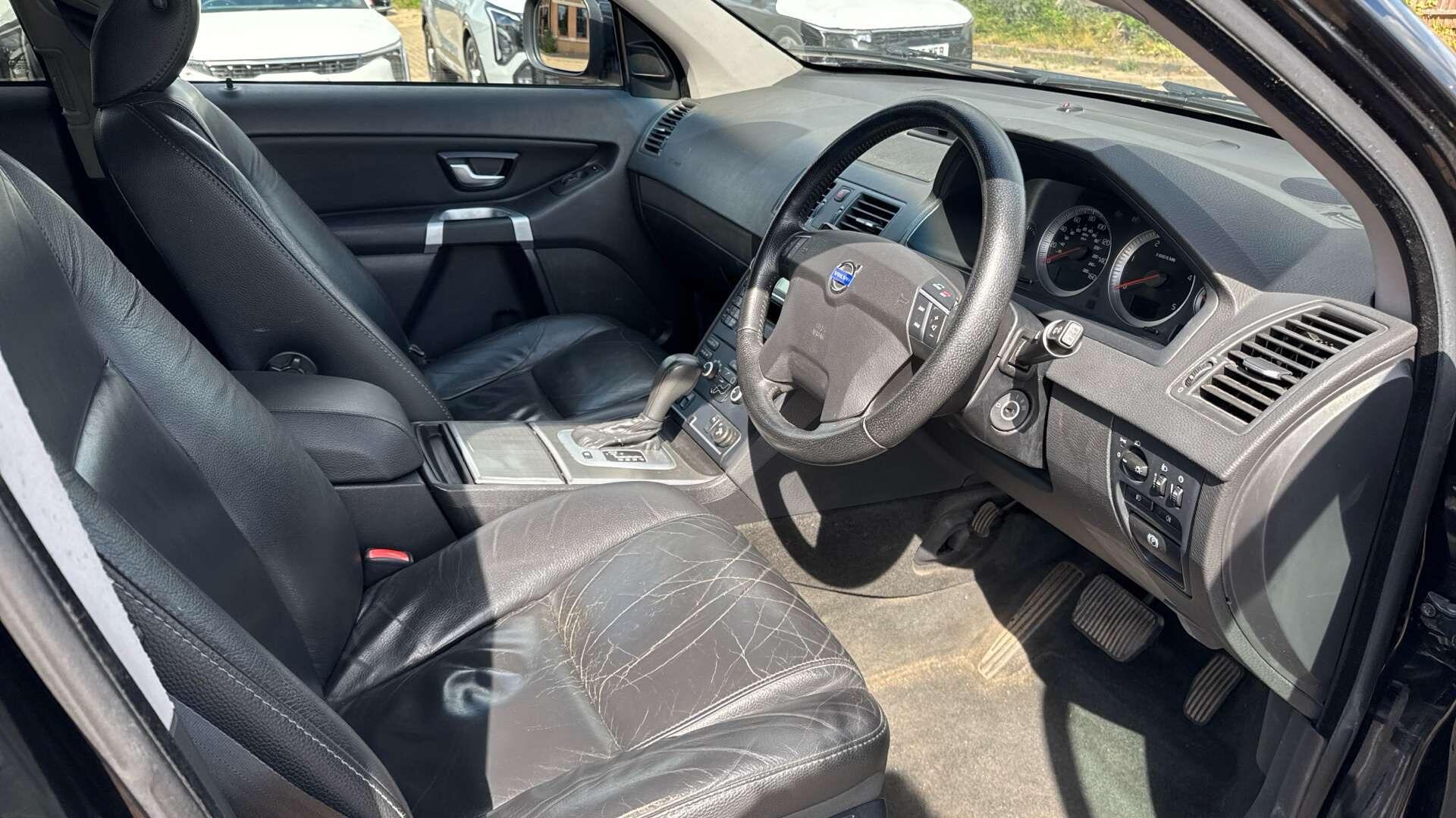 Volvo XC90 - Image 14