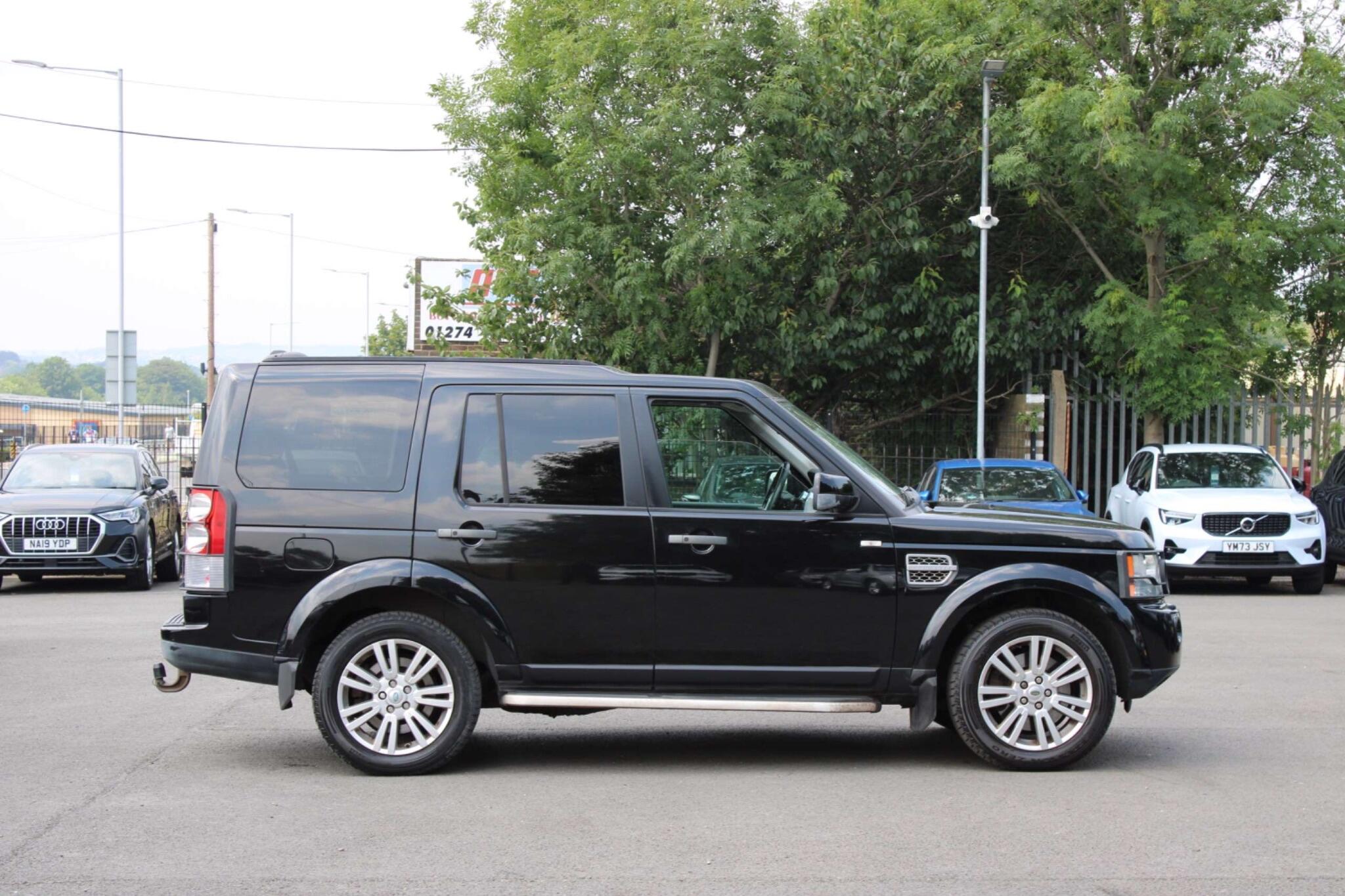 Land Rover DISCOVERY 4 - Image 2