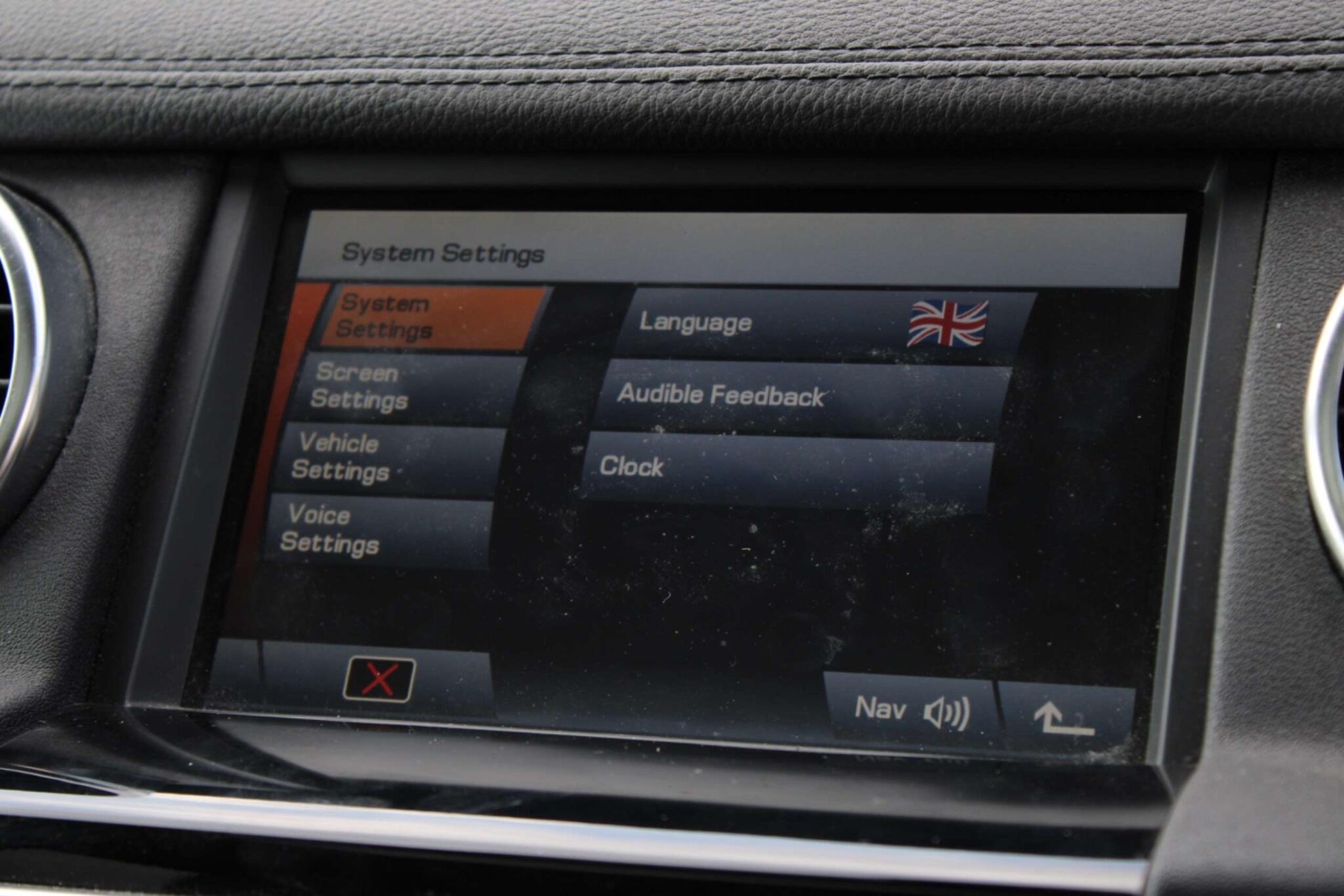 Land Rover DISCOVERY 4 - Image 26