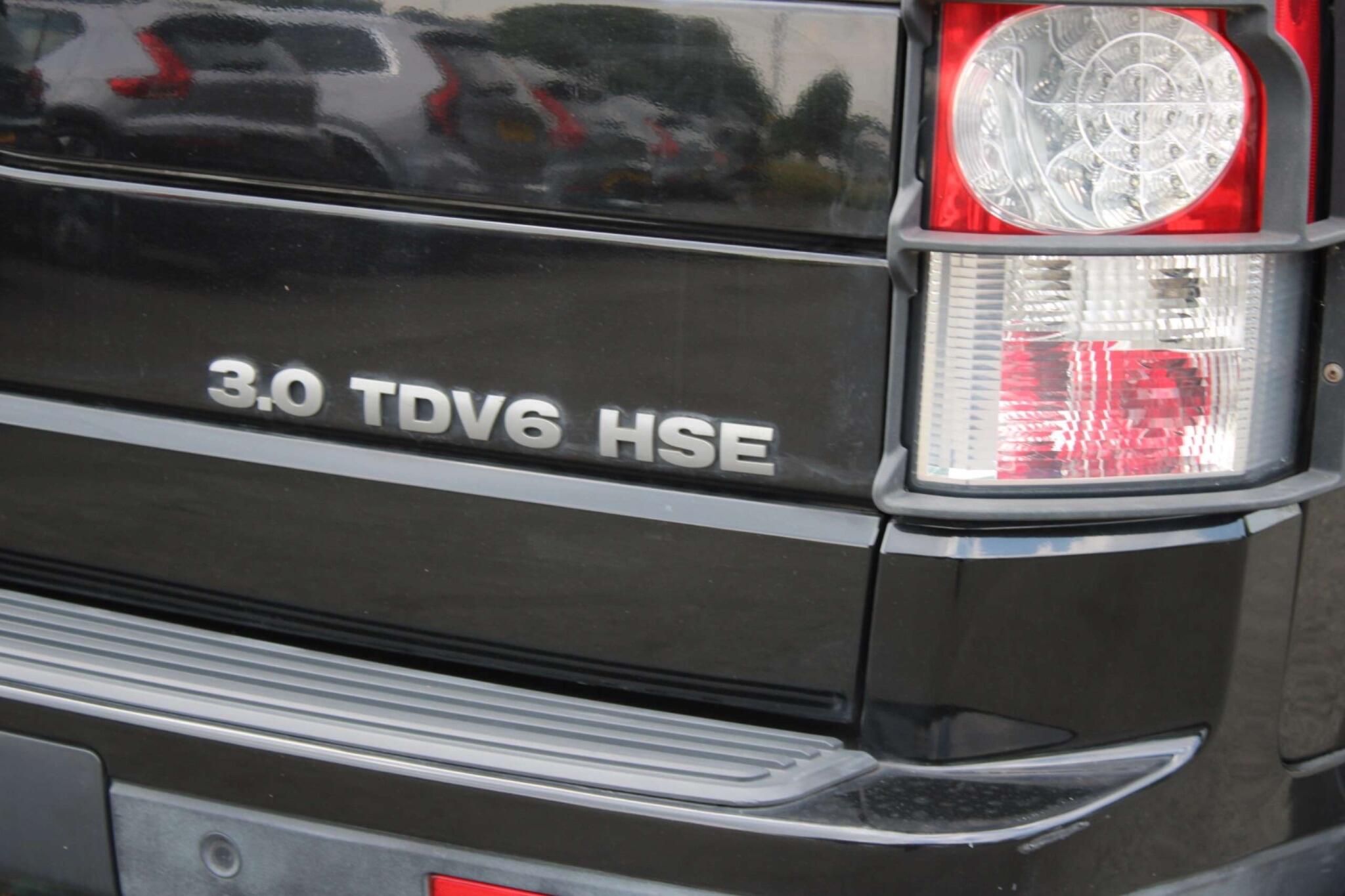 Land Rover DISCOVERY 4 - Image 33